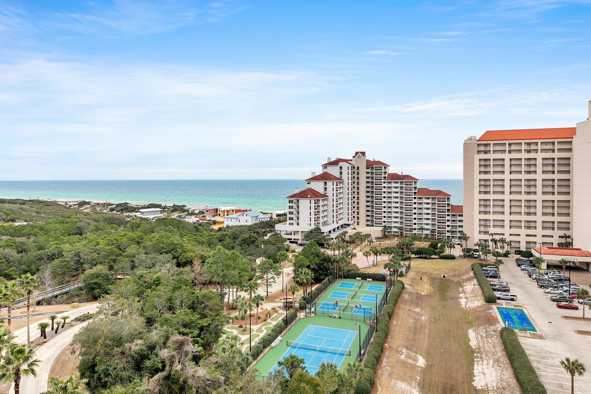 SUMMIT AT TOPS'L (THE) - Residential