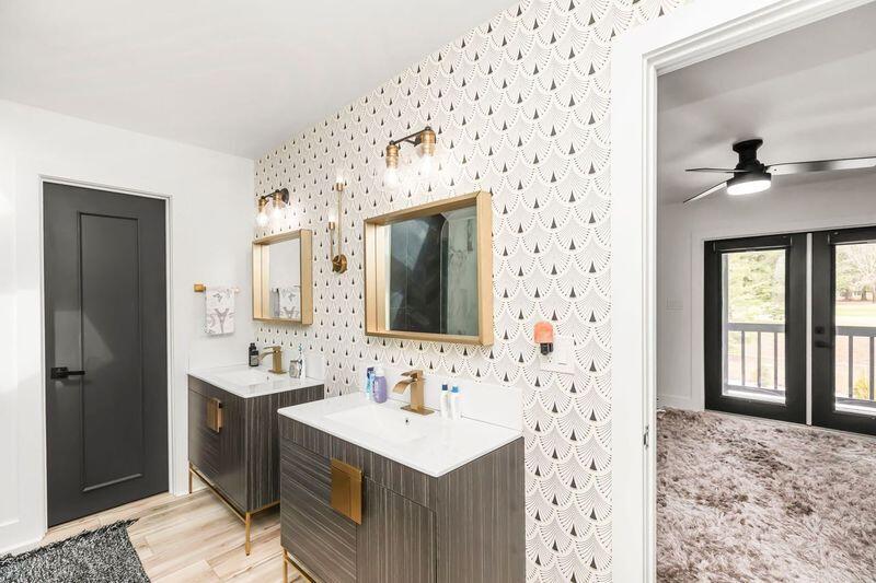 ROCKY BAYOU COUNTRY CLUB ESTATES 3 - Residential