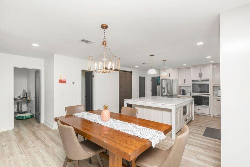 ROCKY BAYOU COUNTRY CLUB ESTATES 3 - Residential