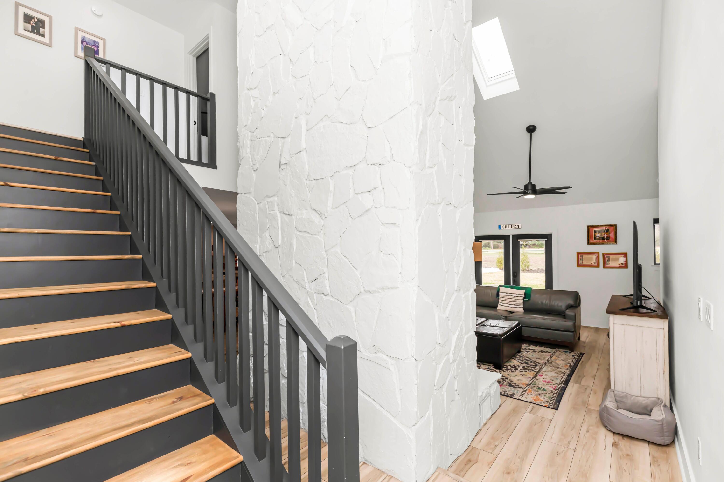 ROCKY BAYOU COUNTRY CLUB ESTATES 3 - Residential