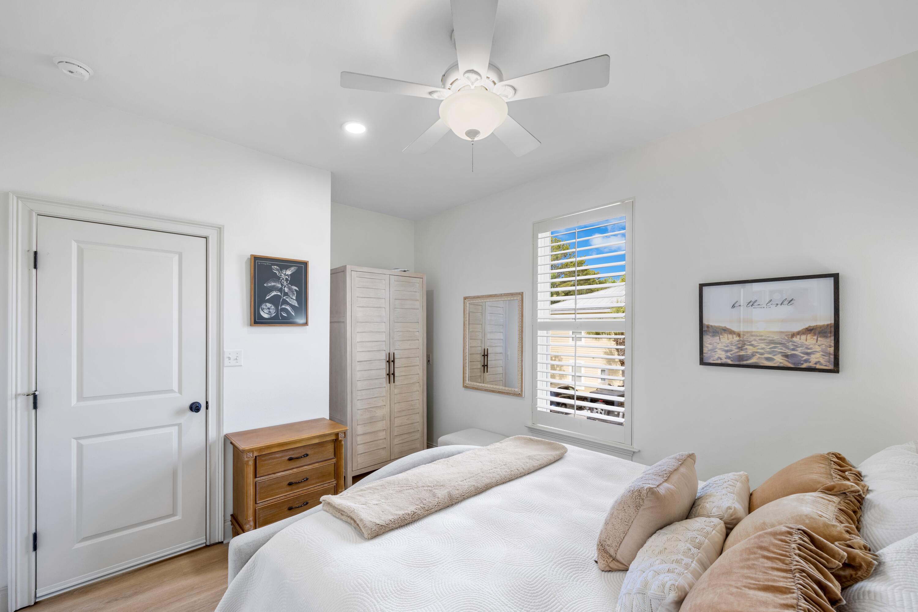 TOPSAIL VILLAGE - Residential