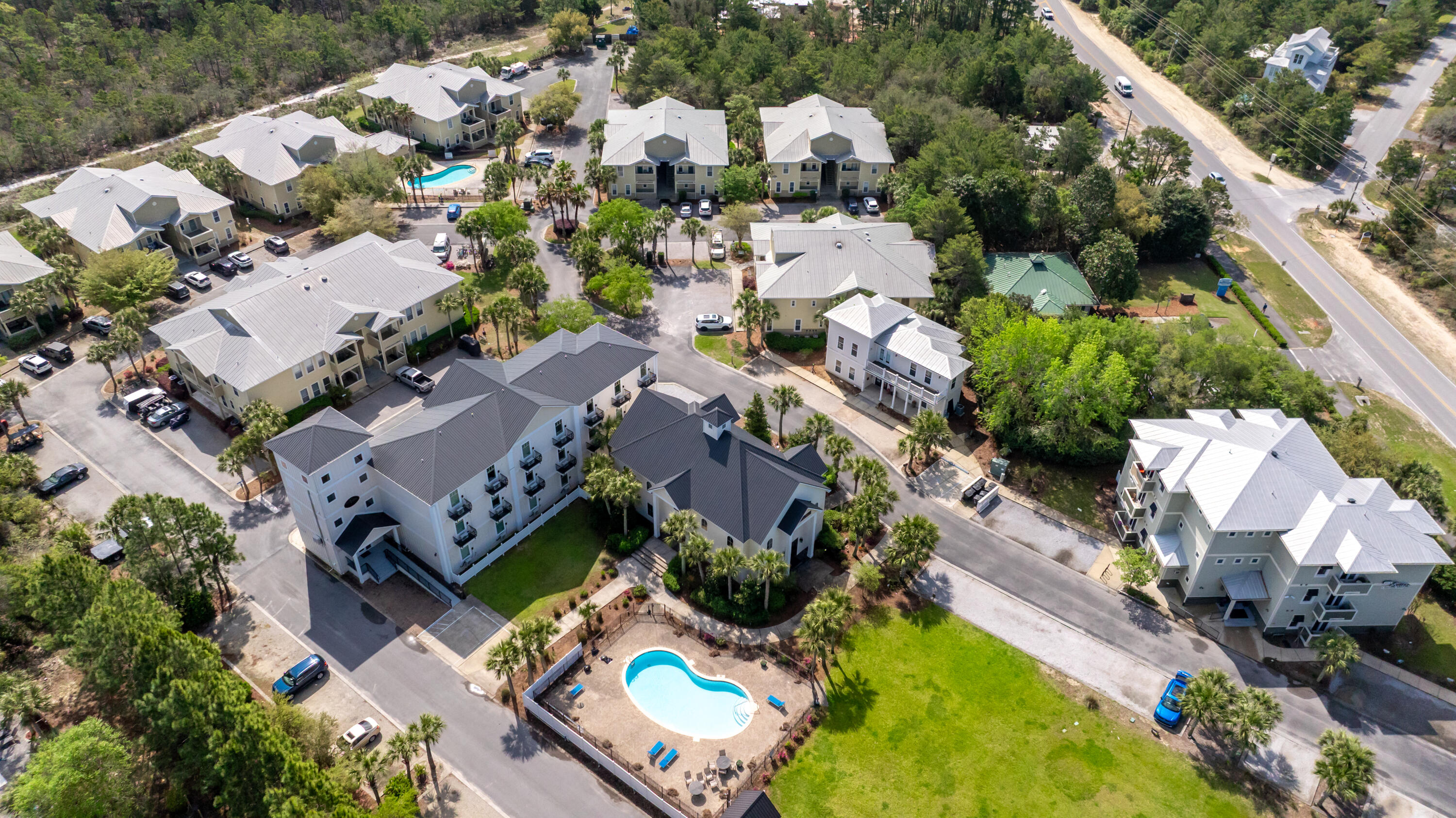 TOPSAIL VILLAGE - Residential