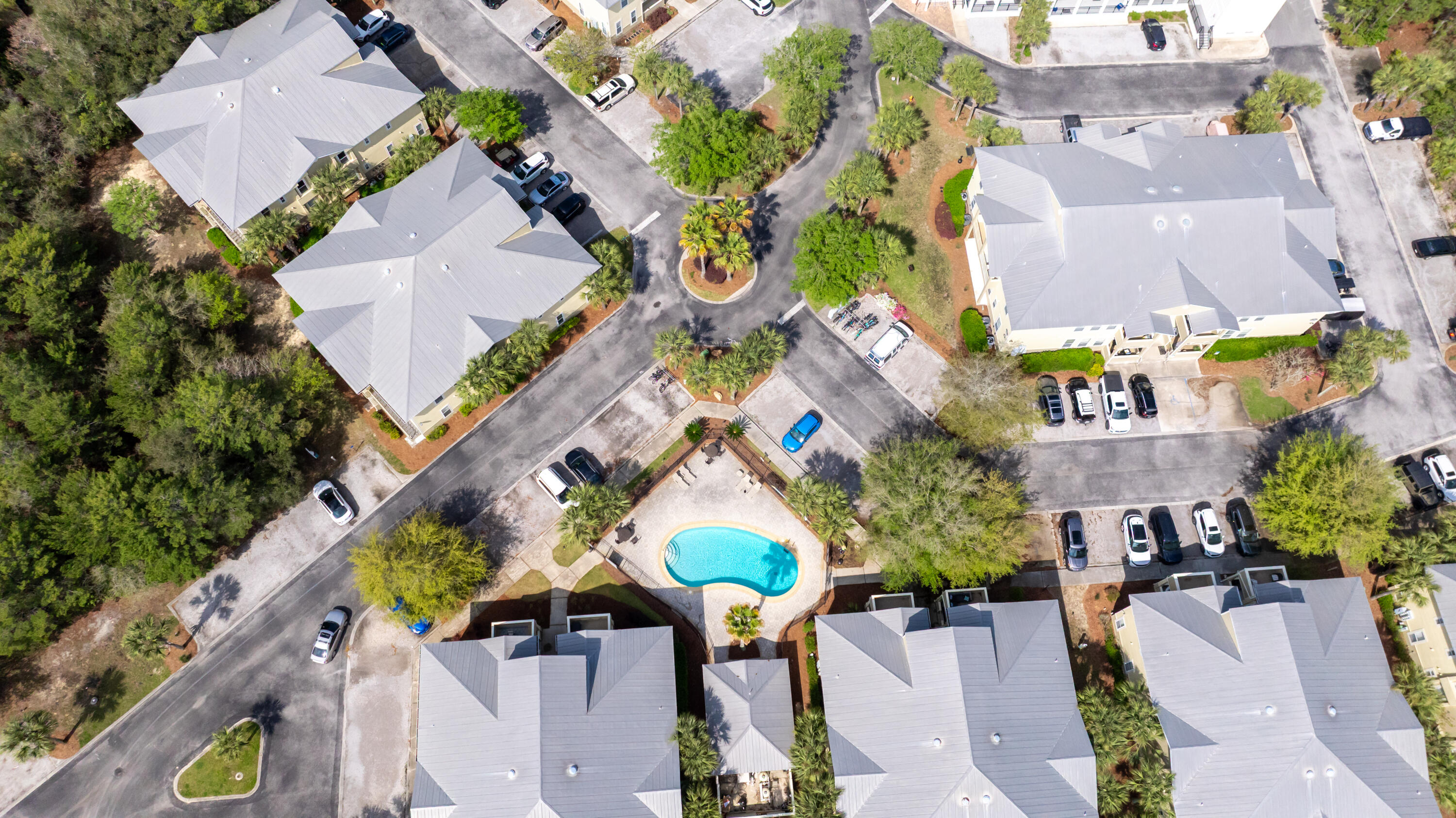 TOPSAIL VILLAGE - Residential