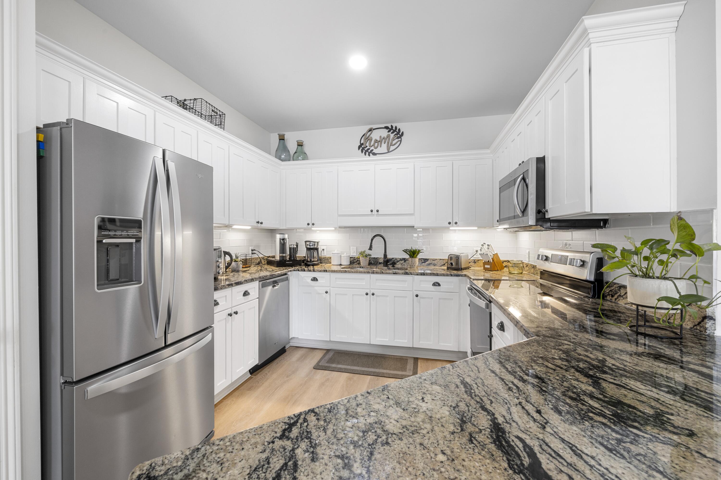 TOPSAIL VILLAGE - Residential