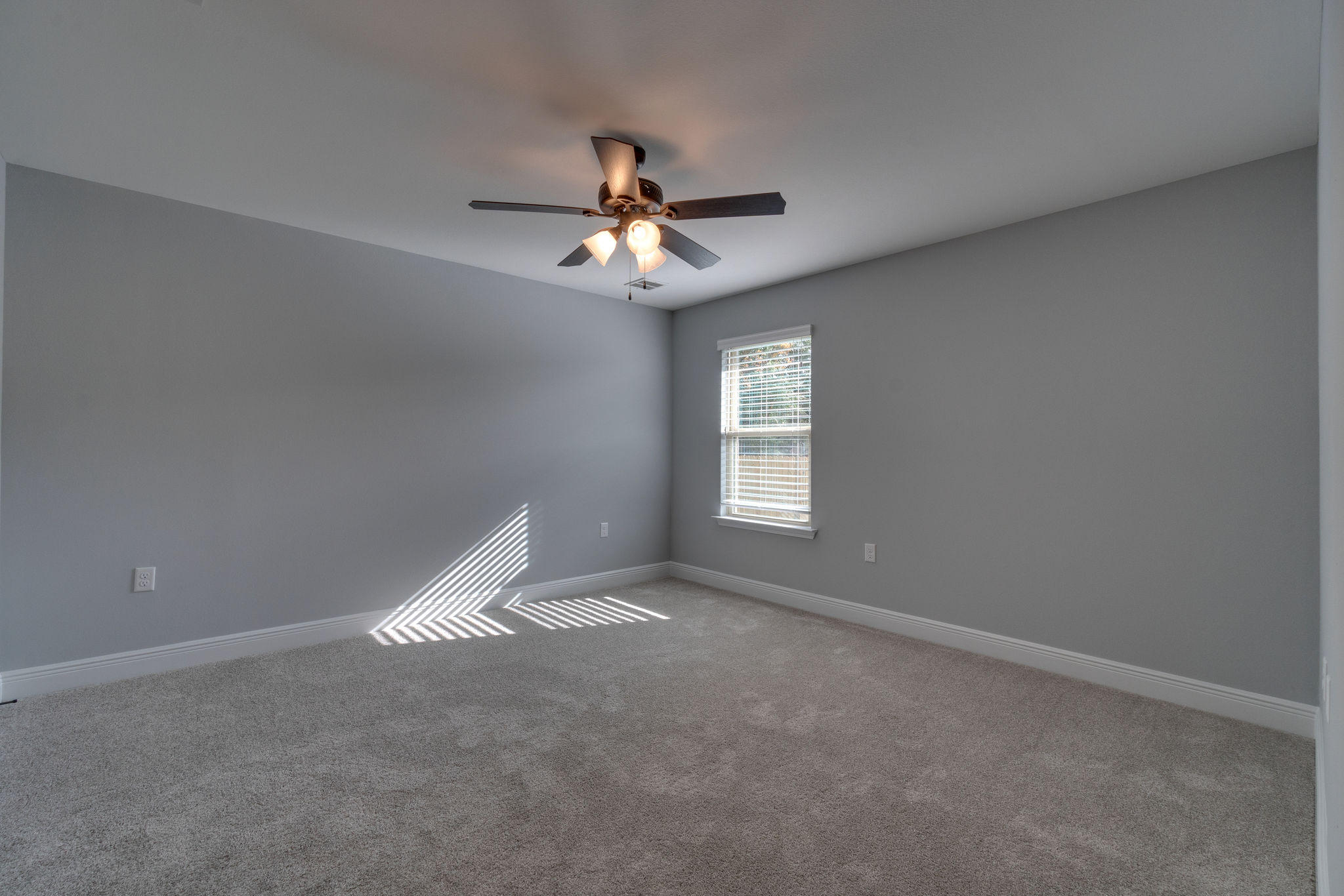 SCHOOLVIEW - Residential