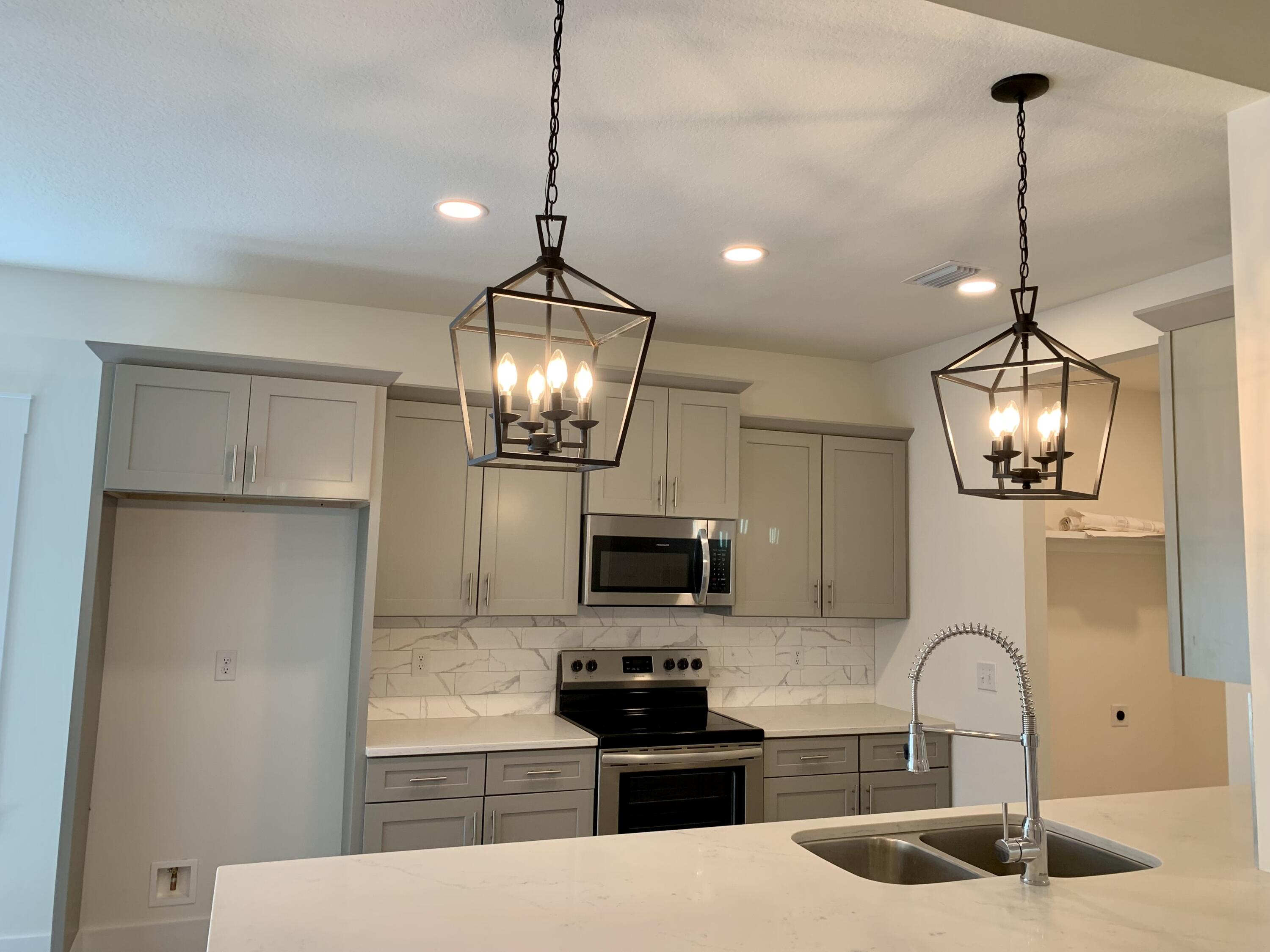 EAST BAY HEIGHTS - Residential