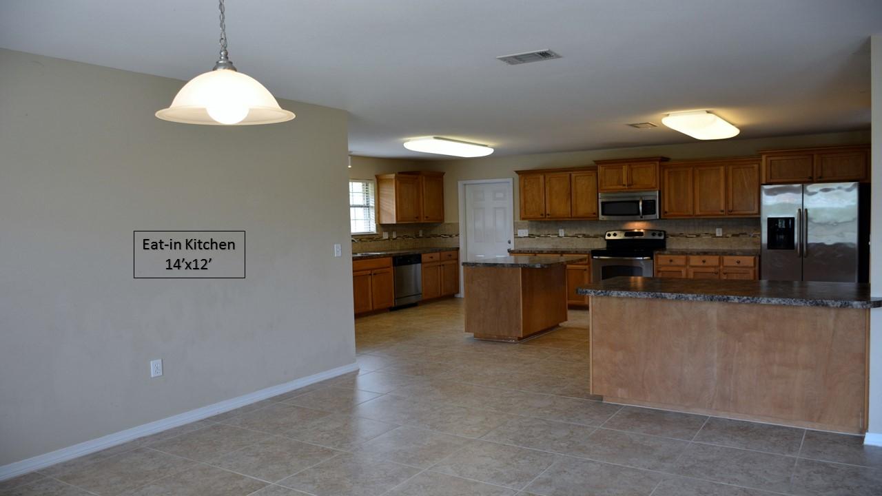 CREETWOOD VILLAGE - Residential