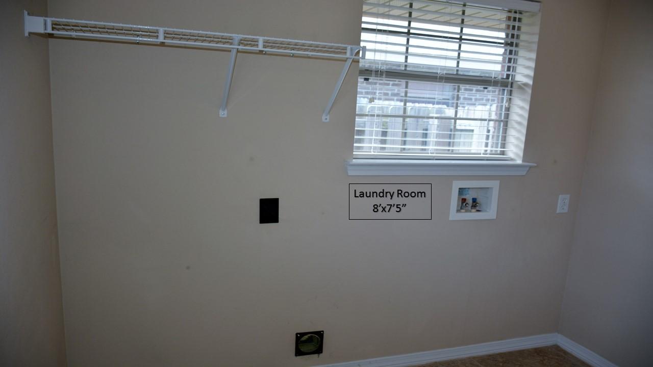 CREETWOOD VILLAGE - Residential