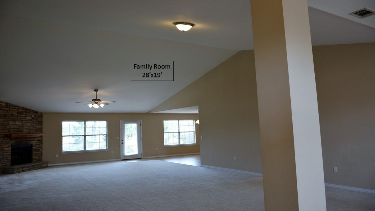 CREETWOOD VILLAGE - Residential