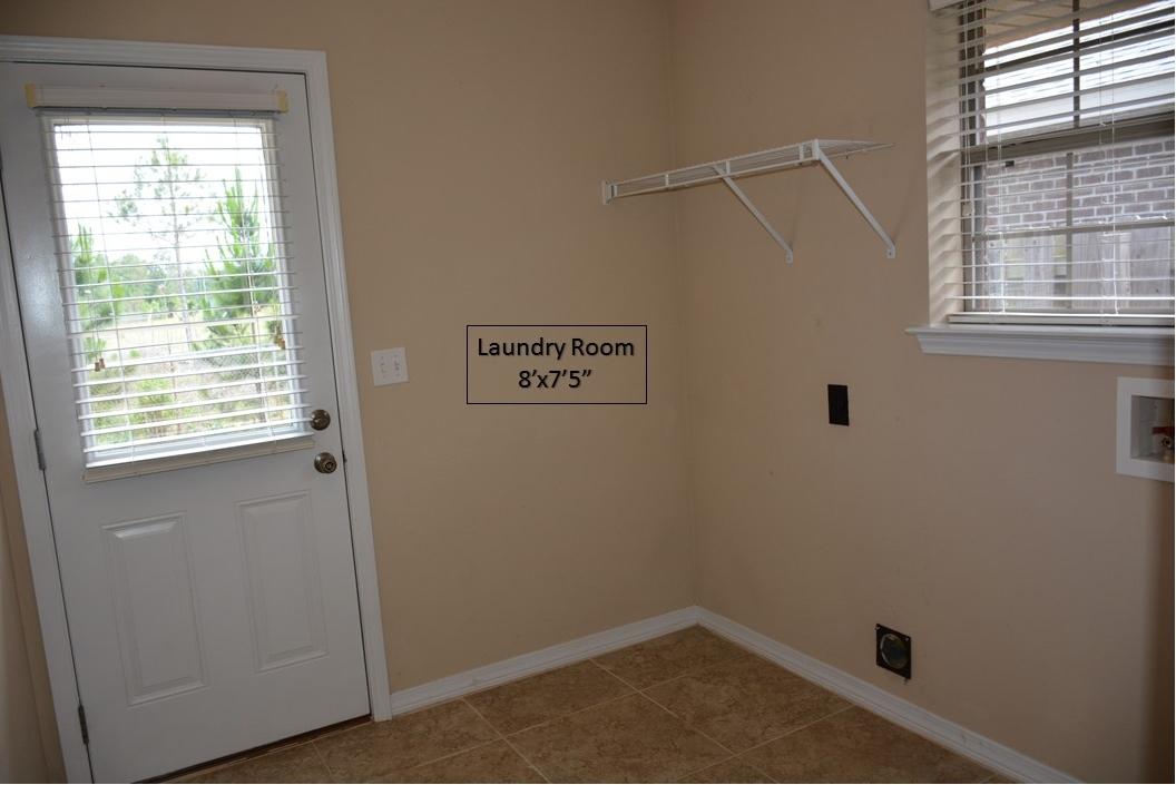 CREETWOOD VILLAGE - Residential