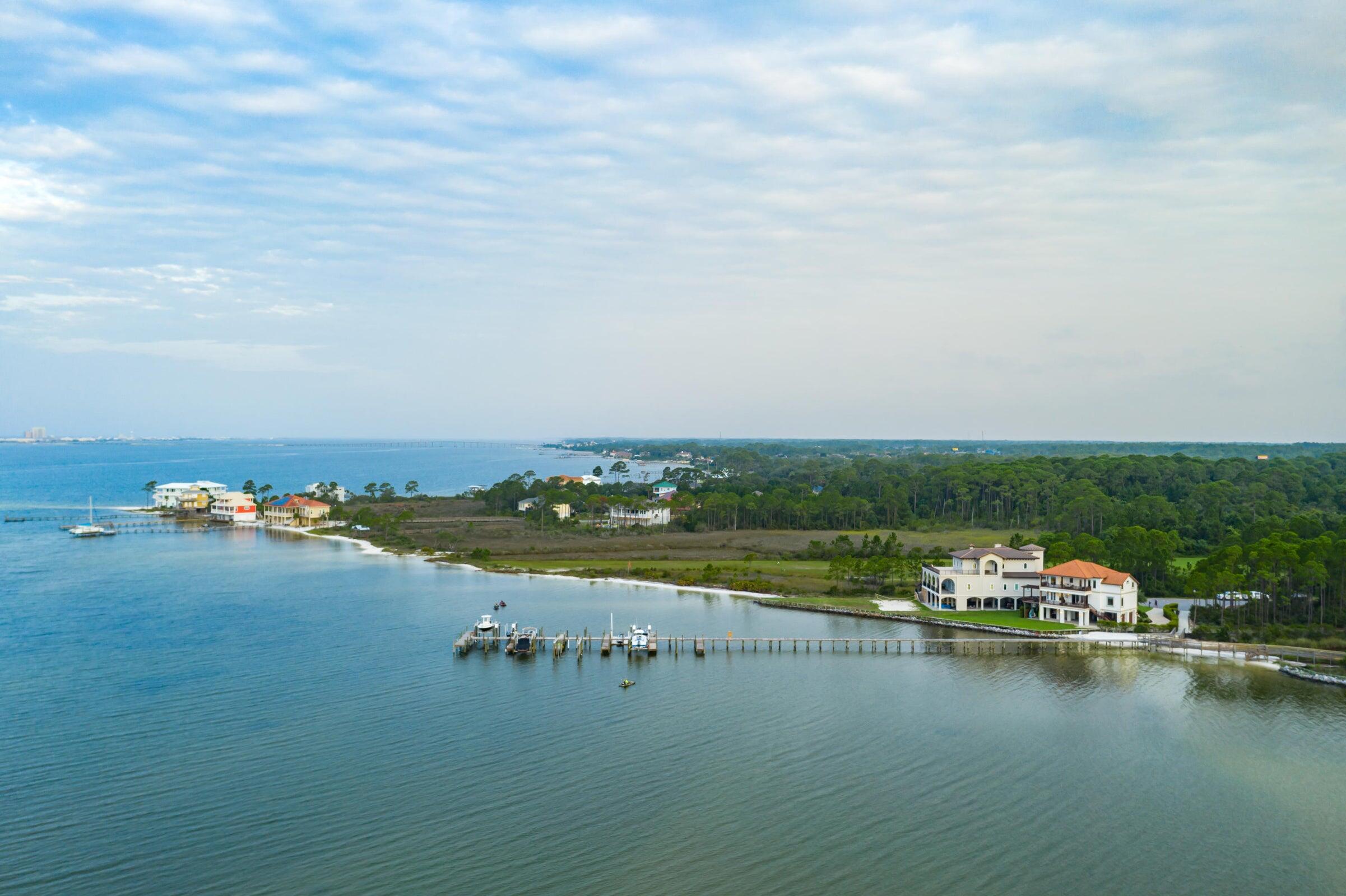 PALMETTO LAKE PRESERVE - Land