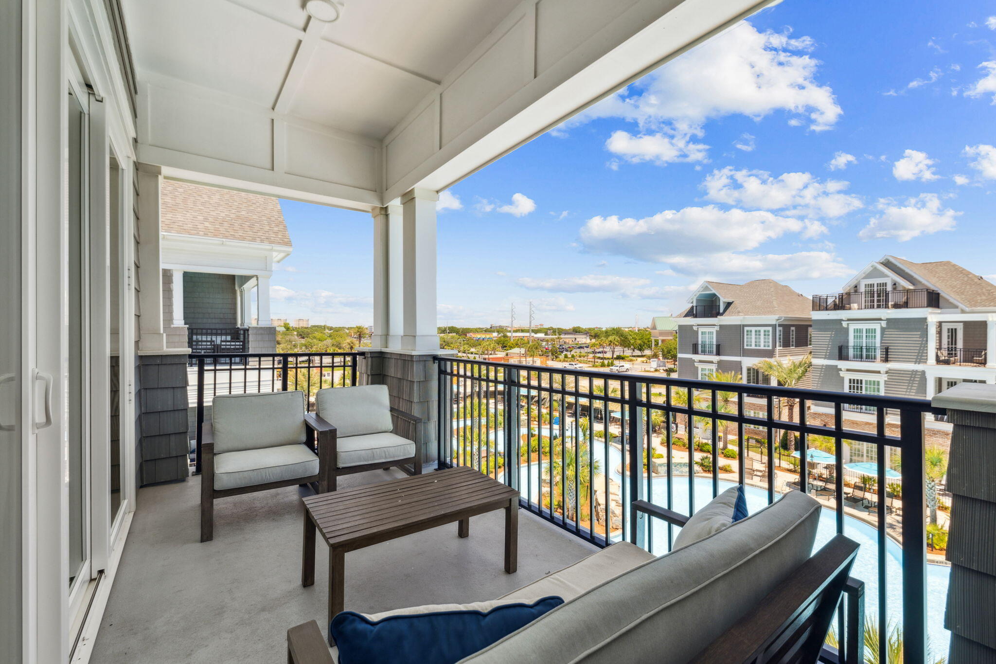 Parkside at the Henderson - Residential