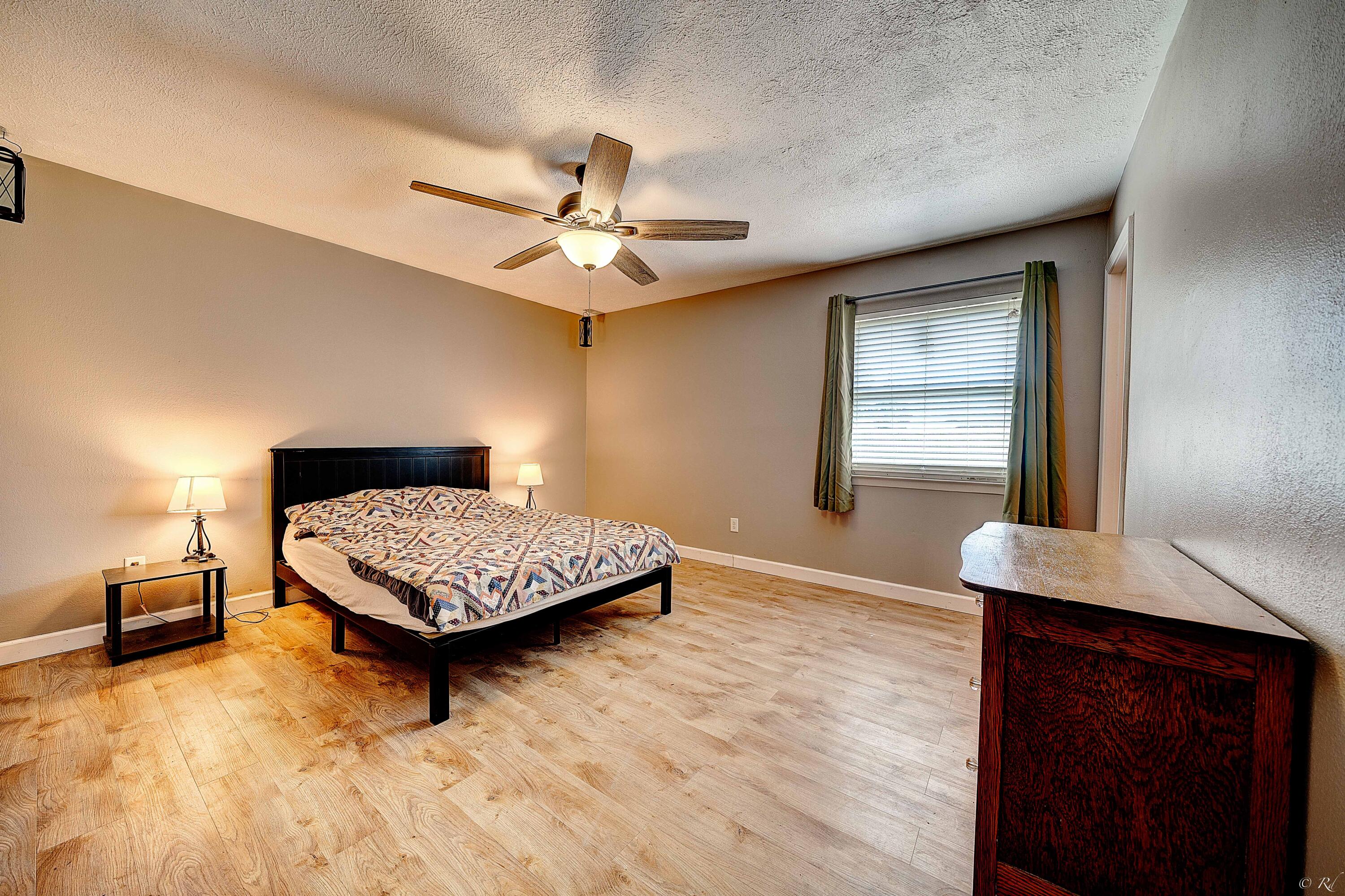 LYNN HAVEN - Residential