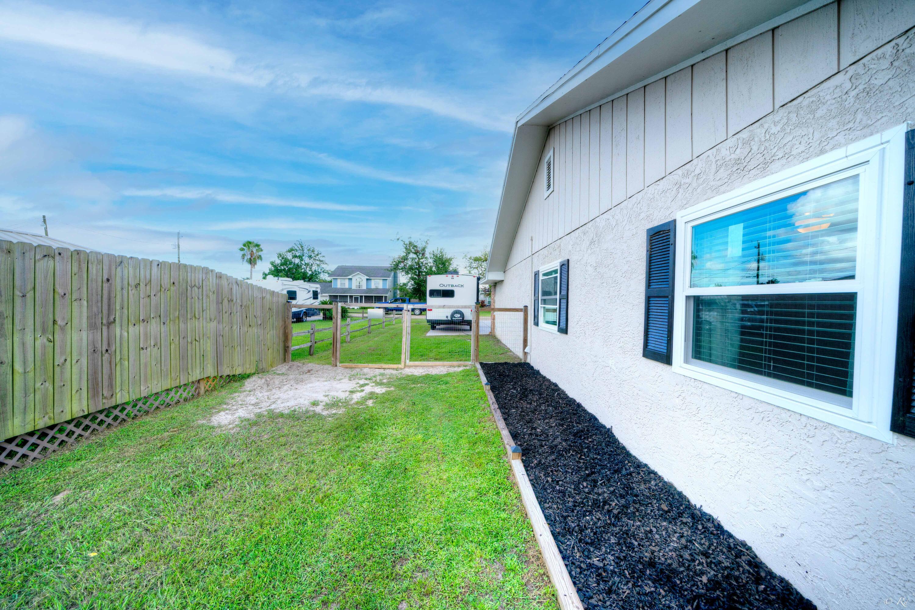 LYNN HAVEN - Residential