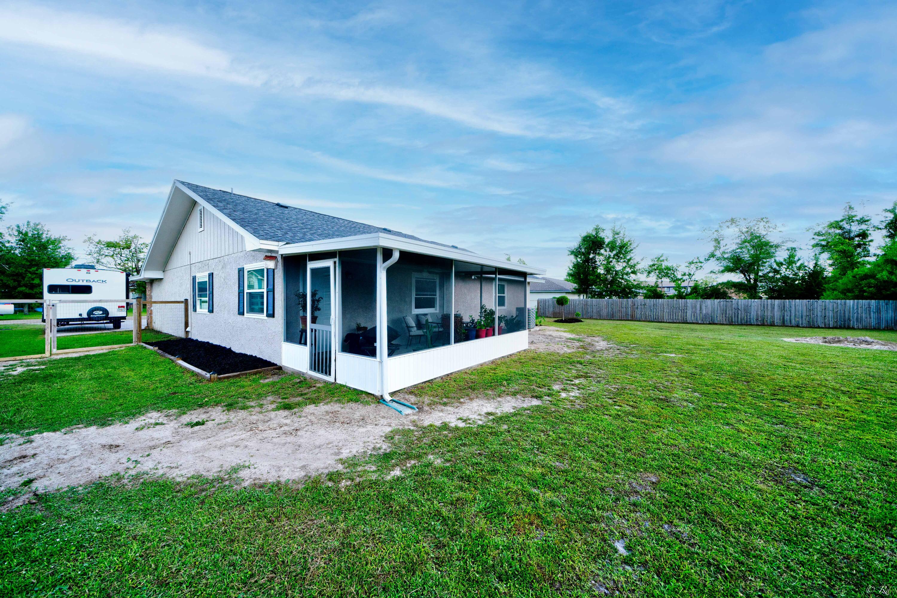 LYNN HAVEN - Residential