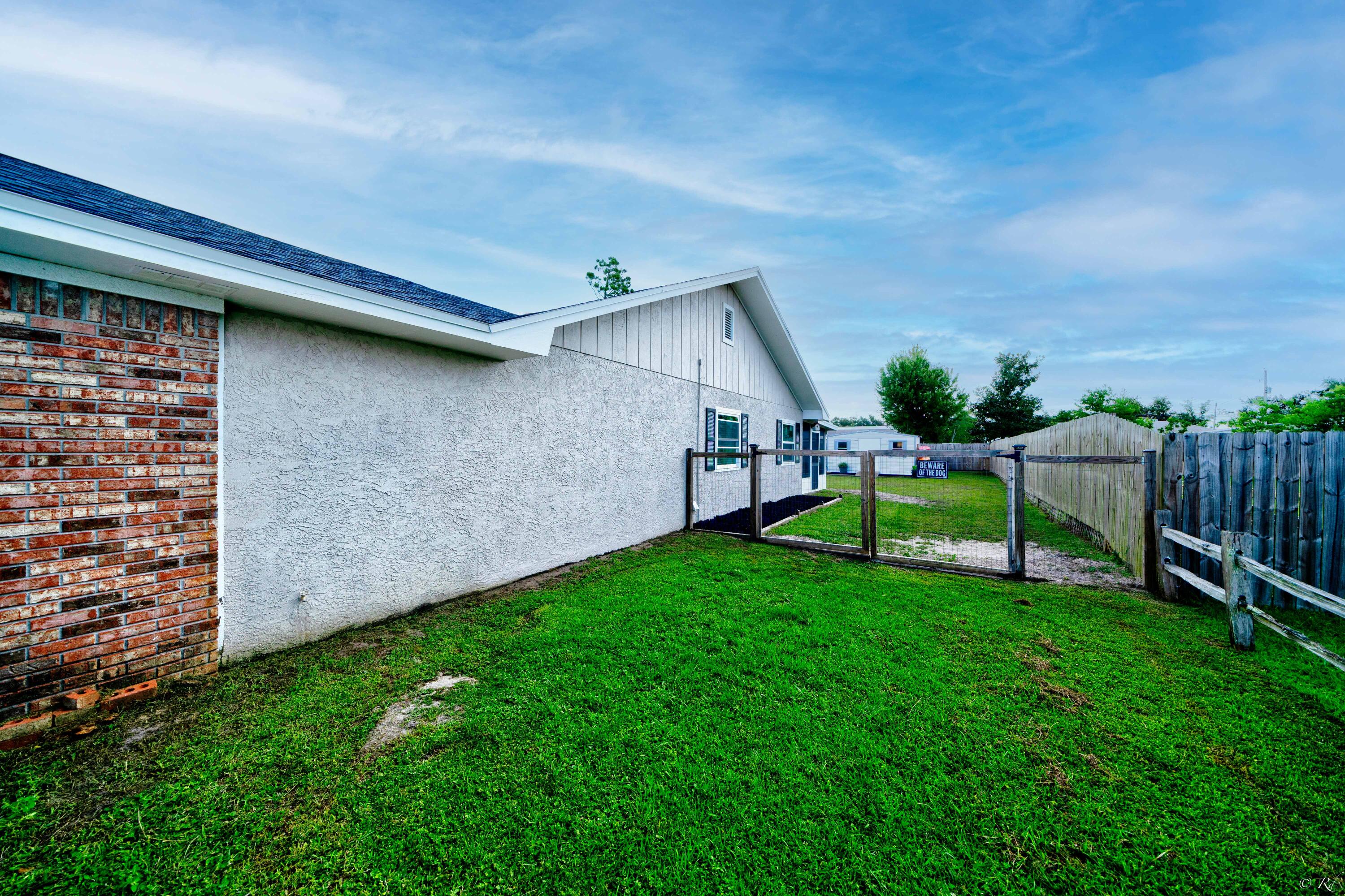 LYNN HAVEN - Residential