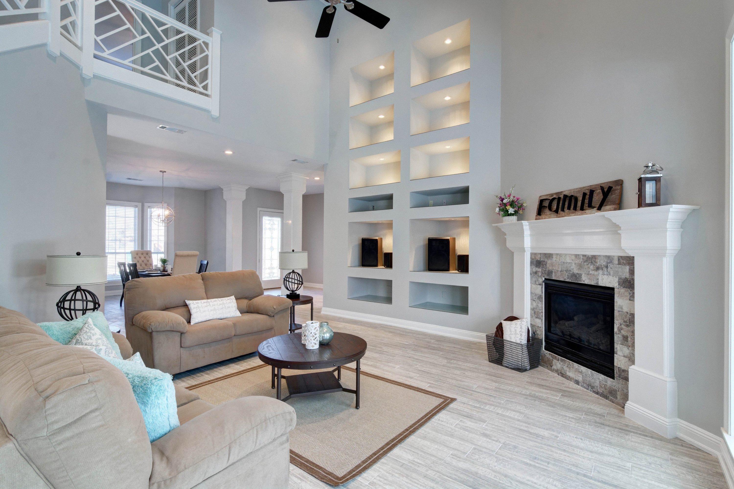 POMPHREY MANOR - Residential