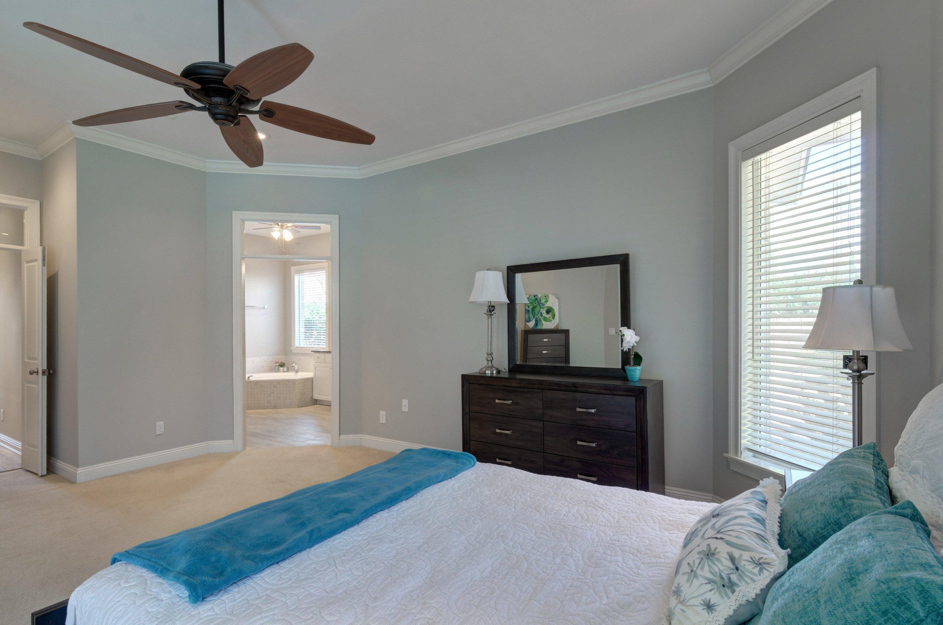 POMPHREY MANOR - Residential