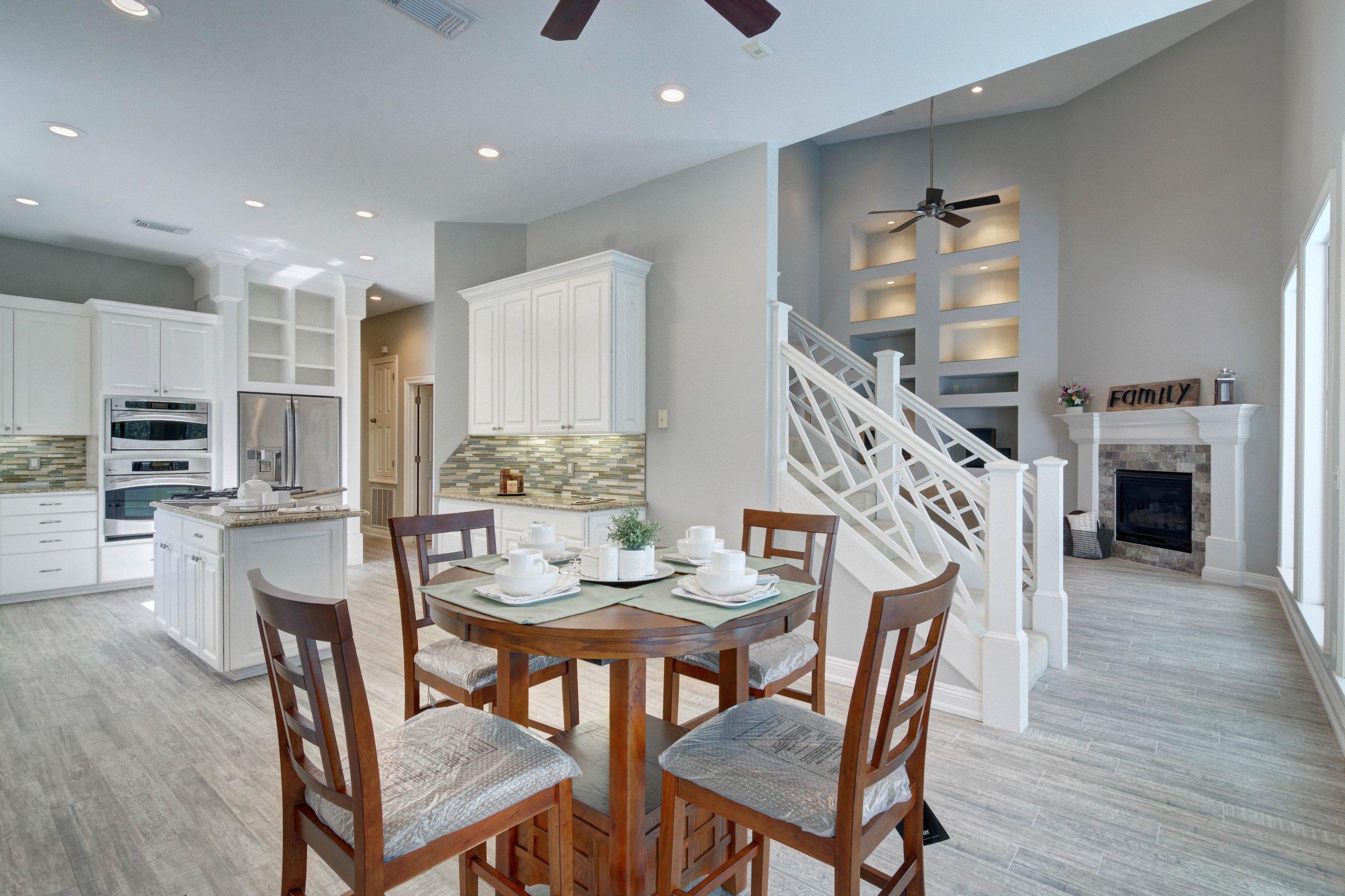 POMPHREY MANOR - Residential