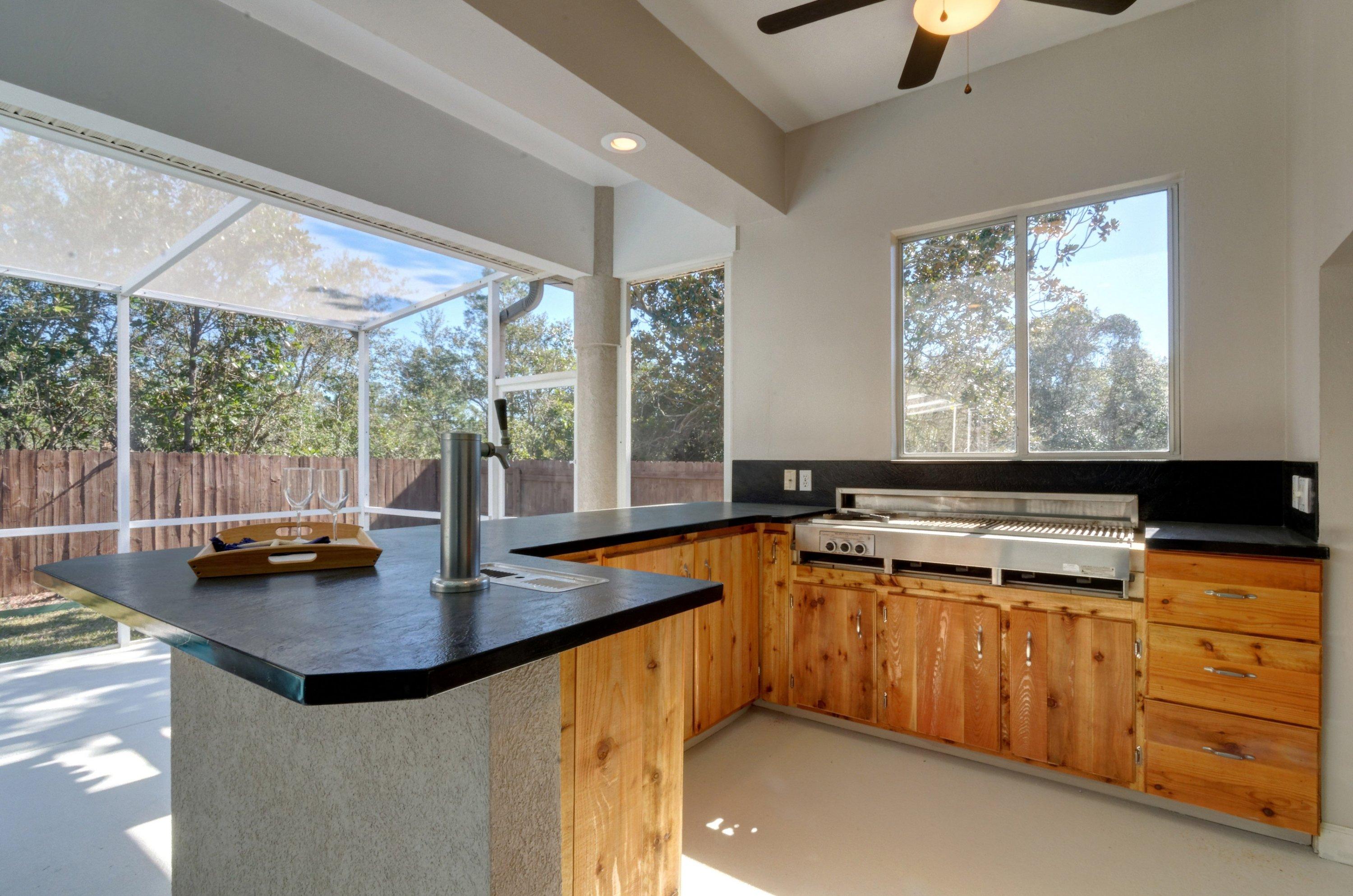 POMPHREY MANOR - Residential