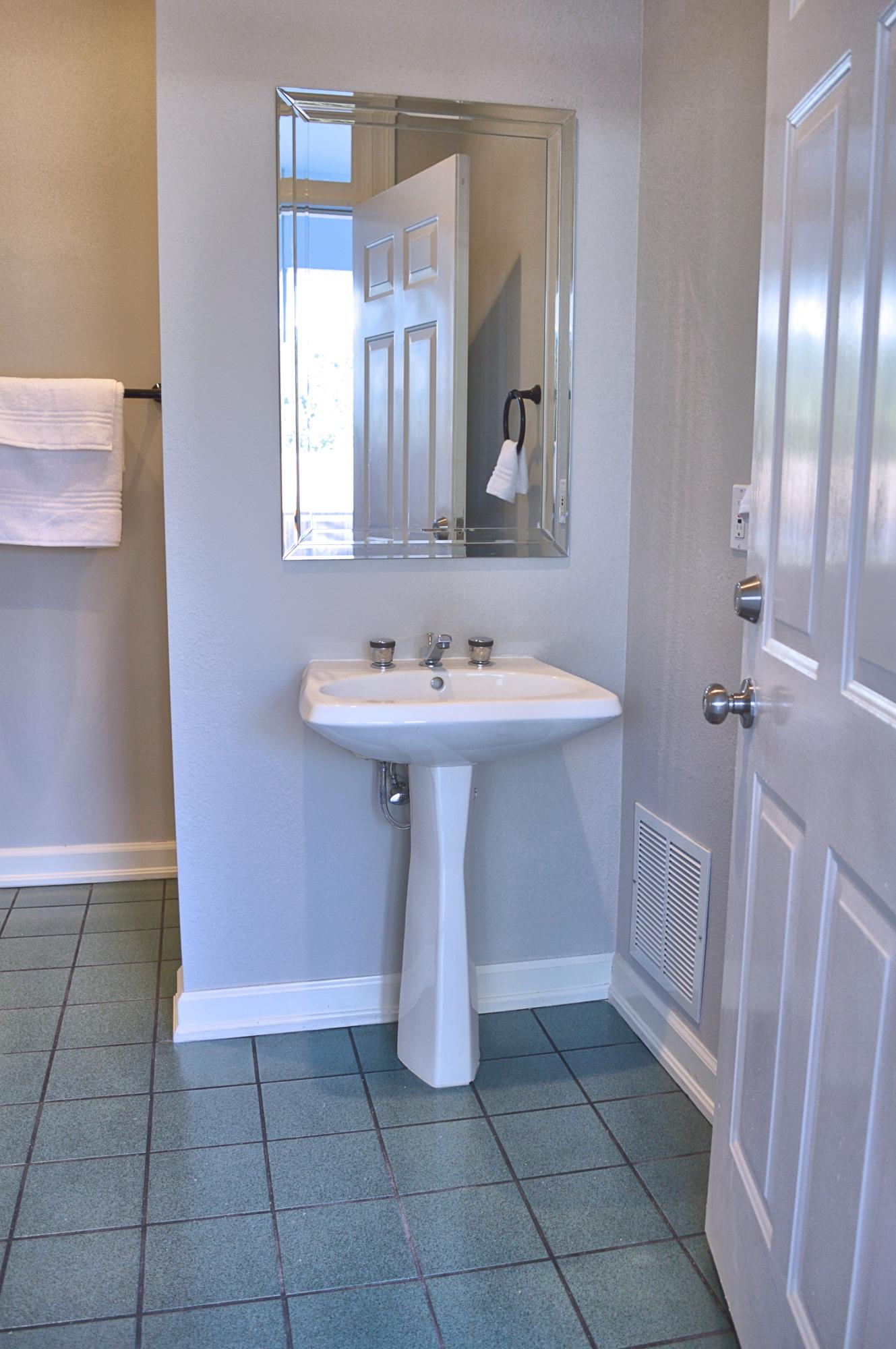 POMPHREY MANOR - Residential