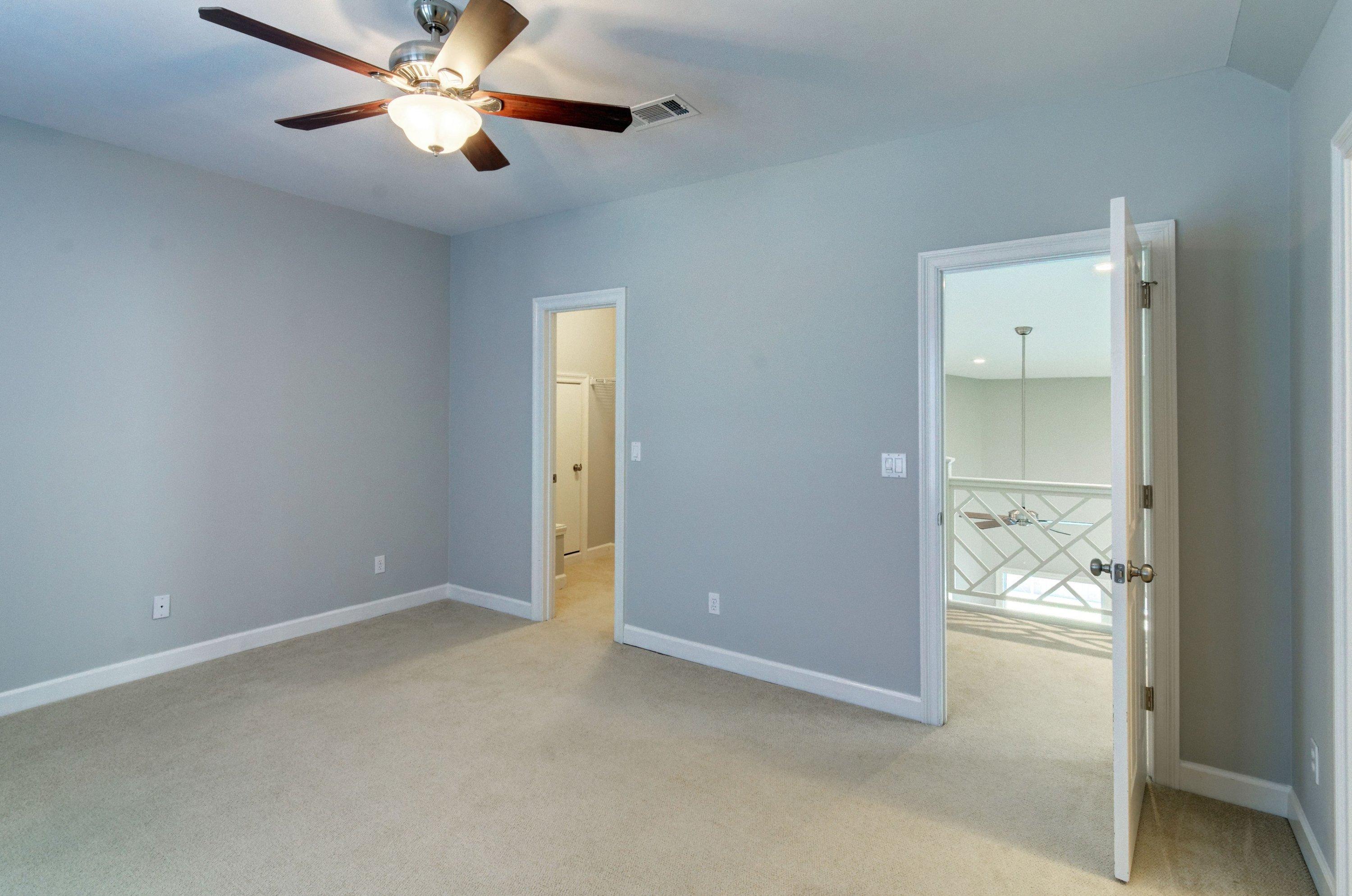 POMPHREY MANOR - Residential