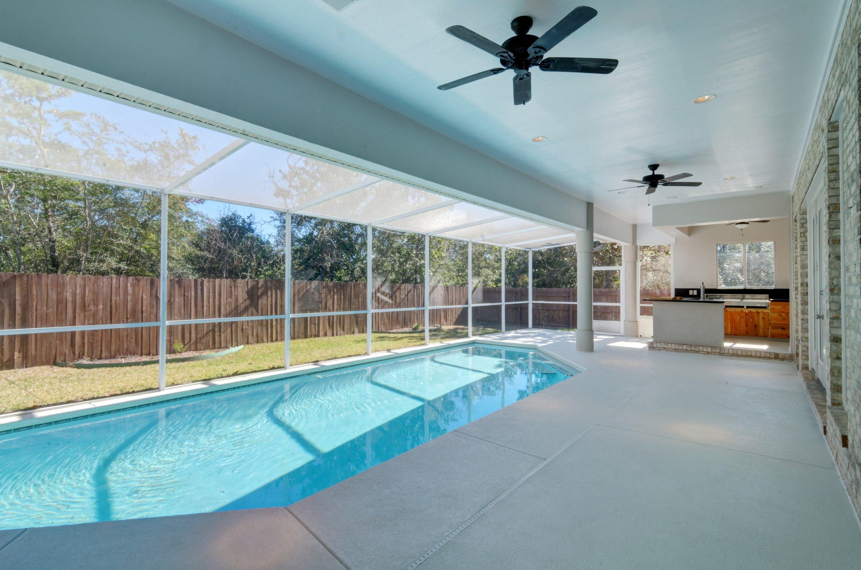 POMPHREY MANOR - Residential