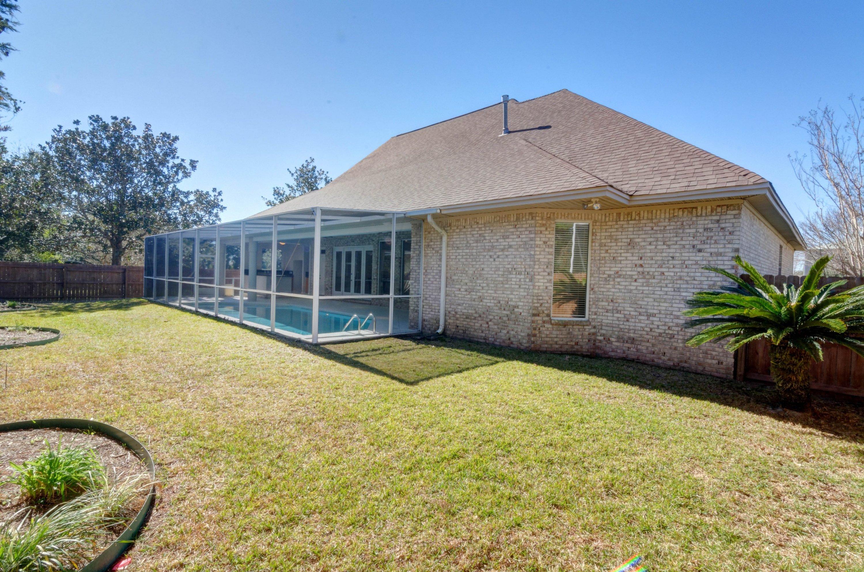 POMPHREY MANOR - Residential