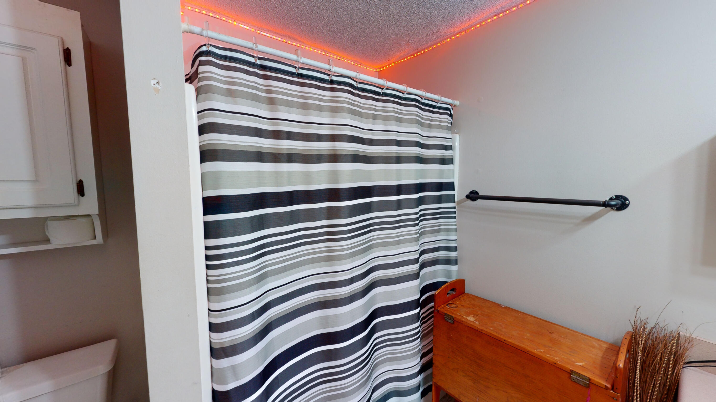 QUAIL RIDGE LANDING - Residential