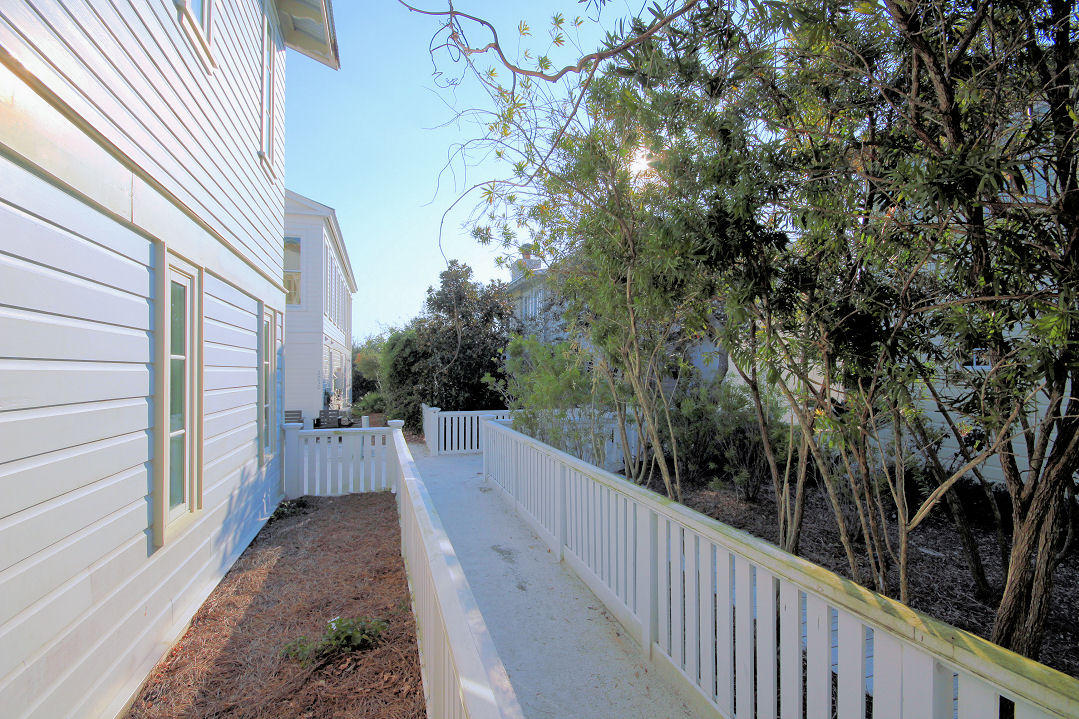 SEASIDE 17 - Residential