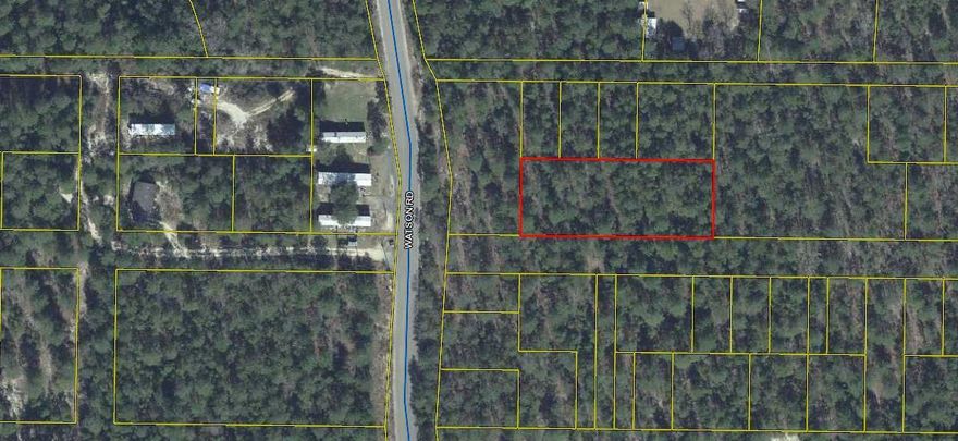 This property includes 16 lots. Seller is including Parcel number 18-3N-20-28090-006-0330. Buyer must verify acreage. This would make a great place for a mobile home park, or for an investor to place new homes.