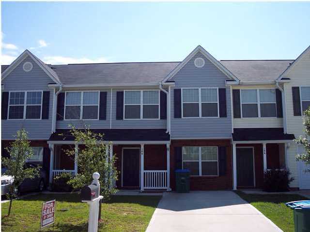 ROLLING PINES - Residential