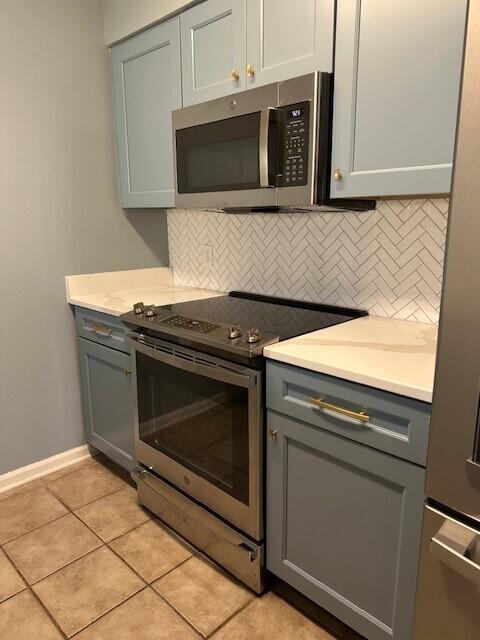 POINT OF VIEW T/H CONDO - Residential