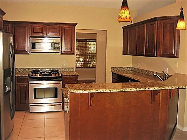 BISCAYNE POINTE - Residential