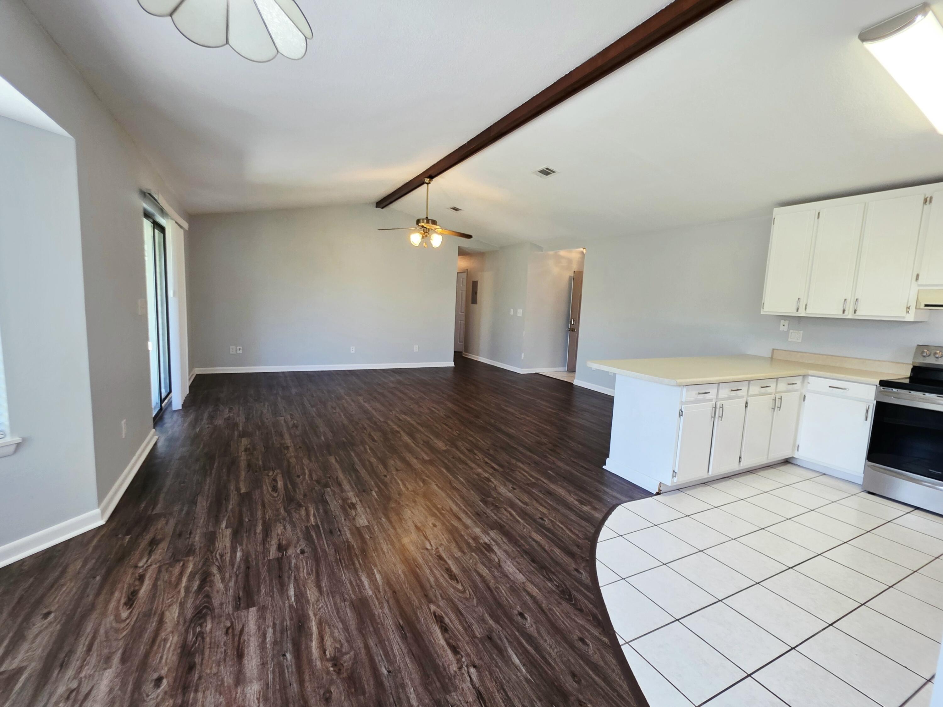 WOODLAND ESTATES UNIT 2 - Residential