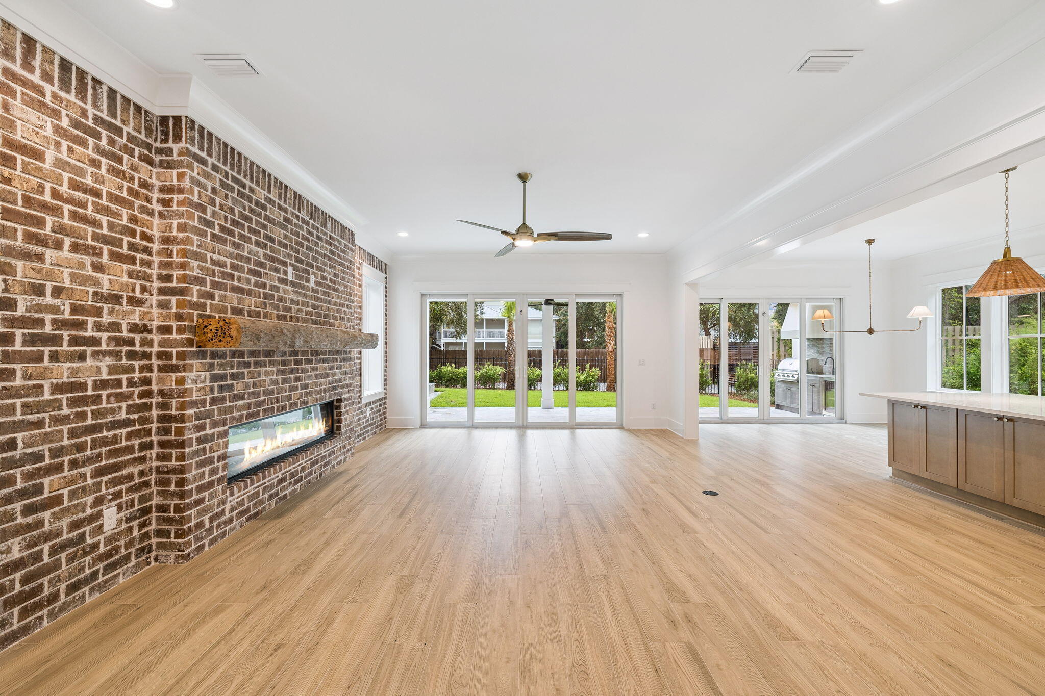 GRAYTON BEACH - Residential