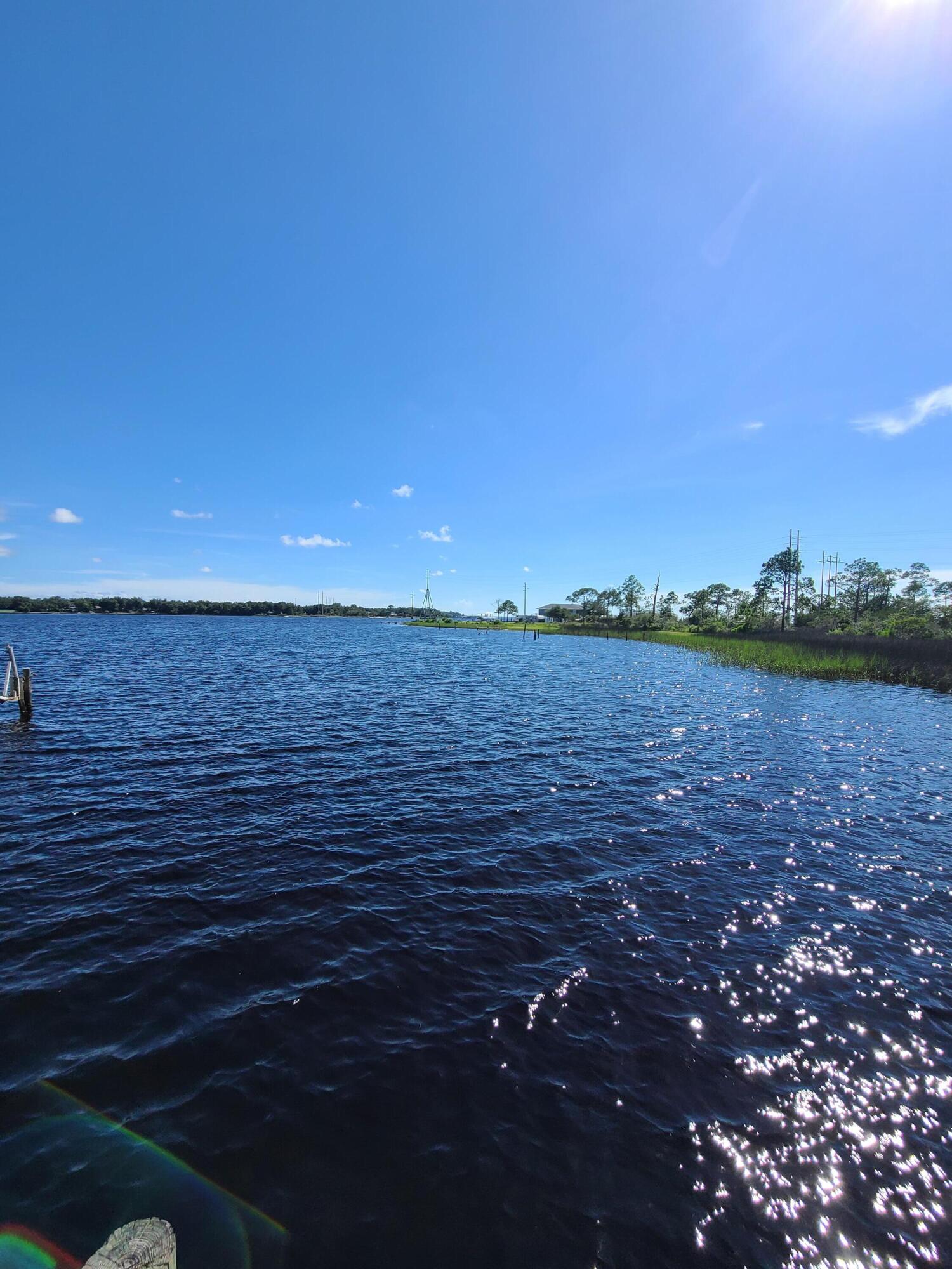 SPANISH LANDING - Land