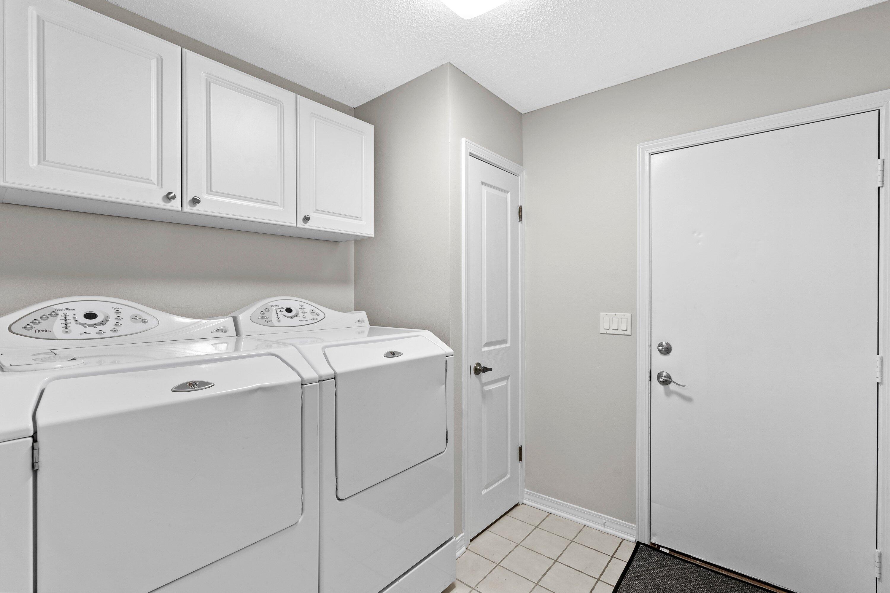 MEADOW WOODS - Residential