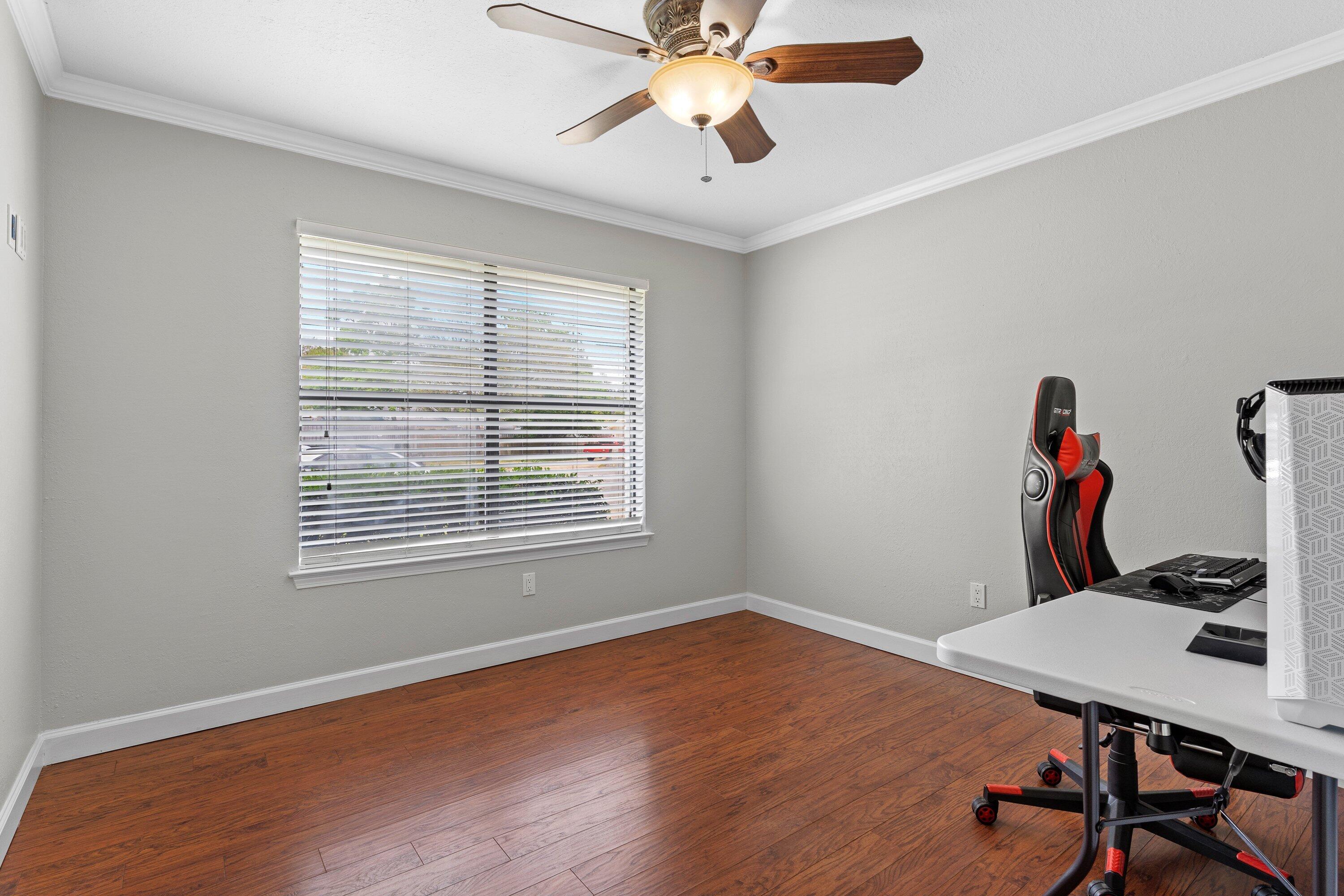 MEADOW WOODS - Residential