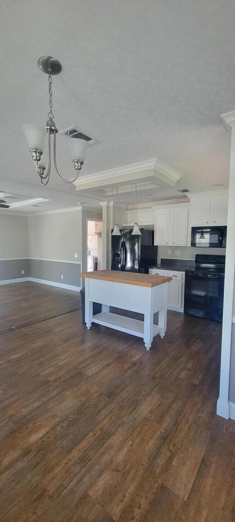 TOWN OF SANTA ROSA - Residential
