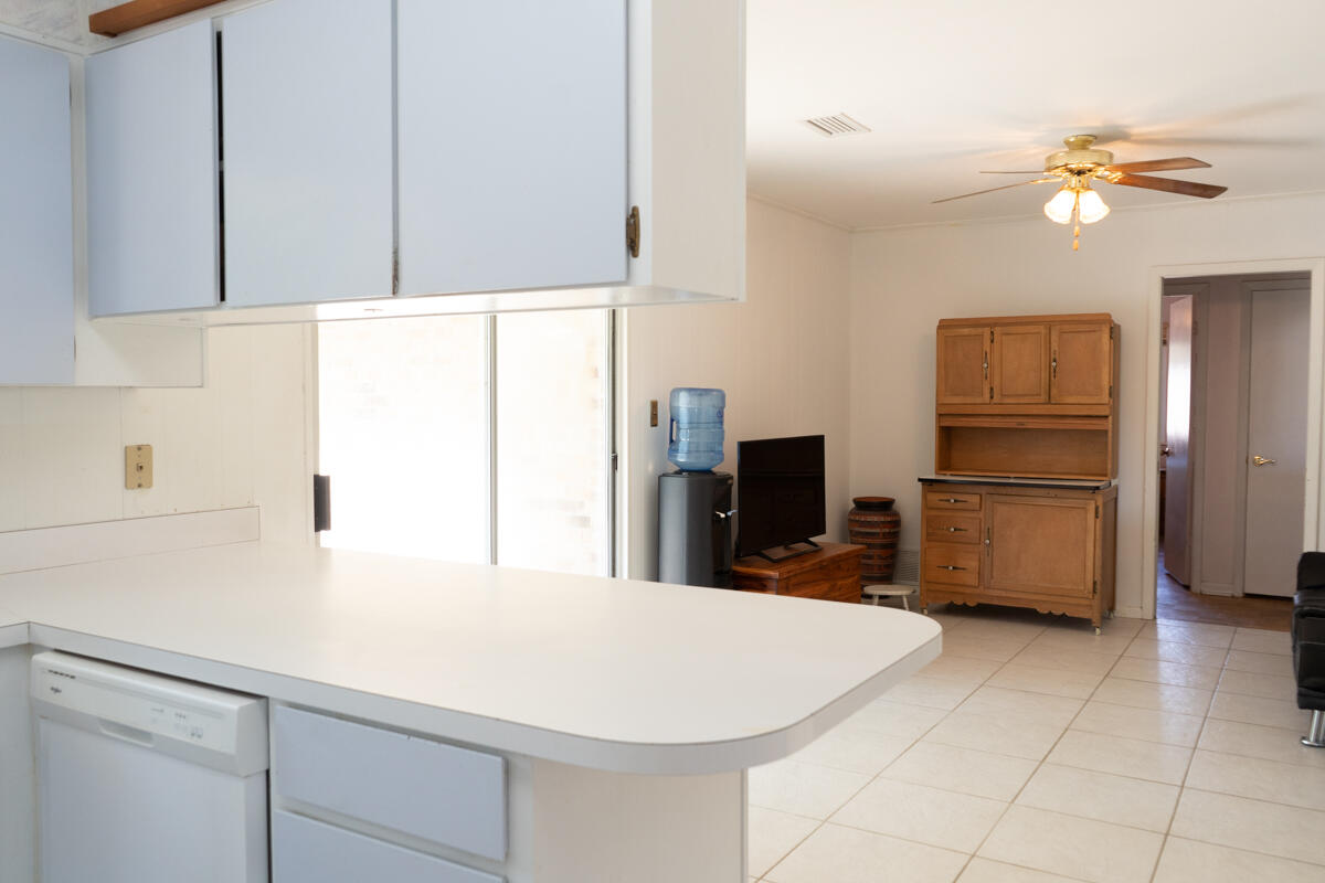 BAYOU WOODS 2ND ADD LOT 13 BLK A - Residential