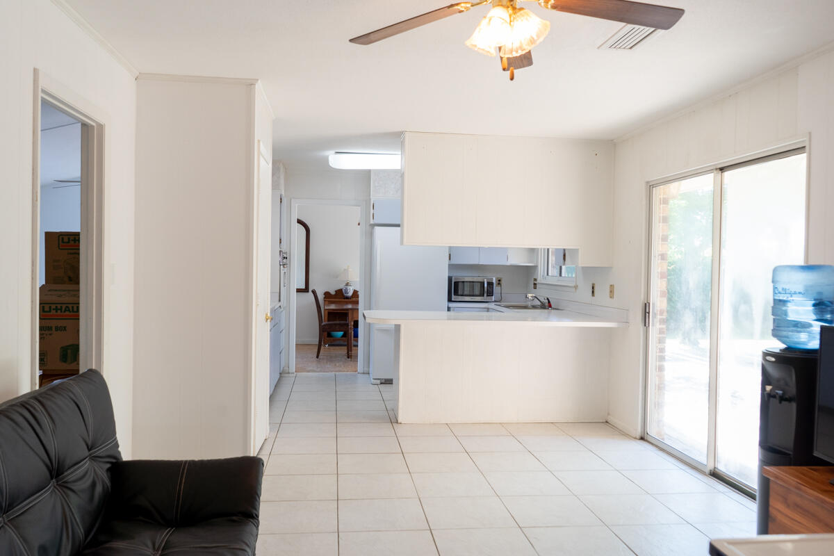 BAYOU WOODS 2ND ADD LOT 13 BLK A - Residential