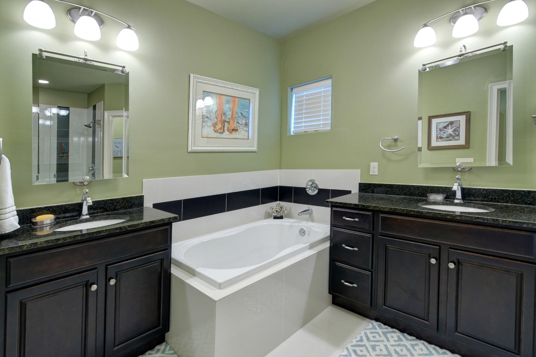 VILLA LAGO - Residential