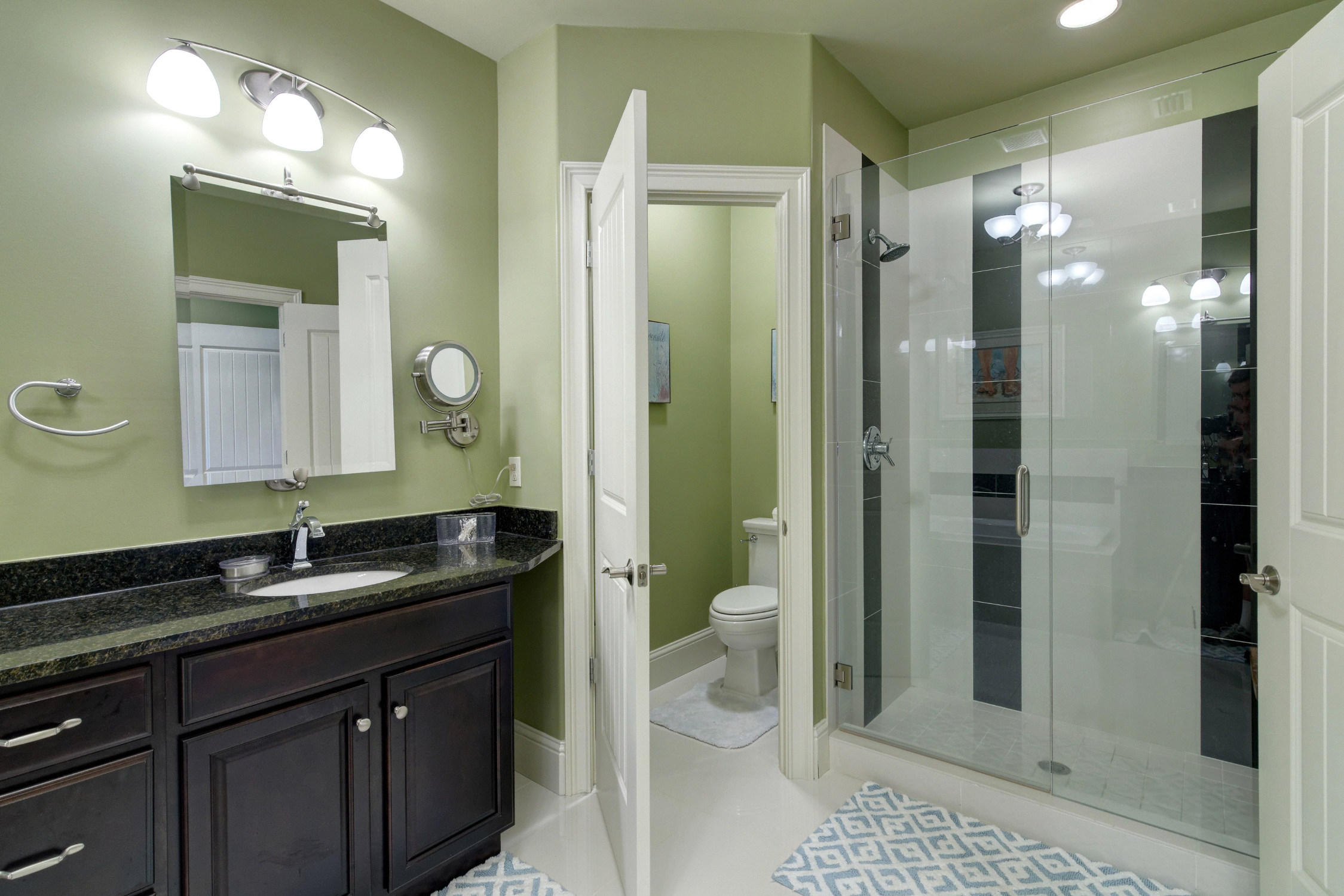 VILLA LAGO - Residential