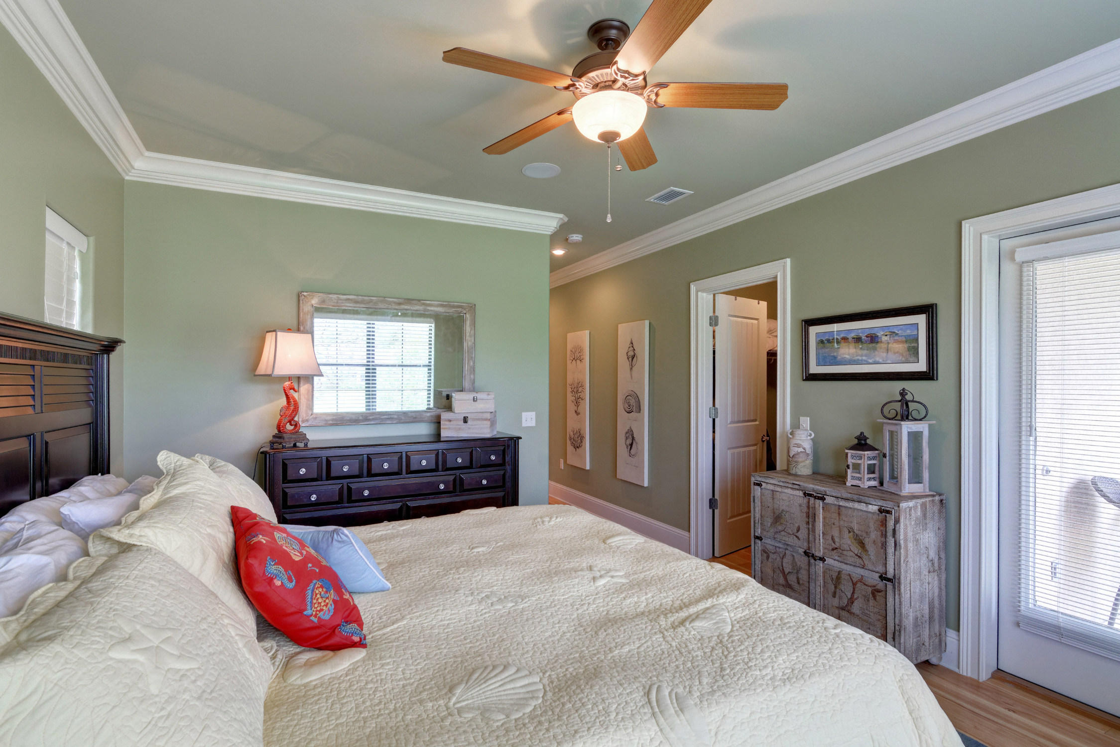 VILLA LAGO - Residential