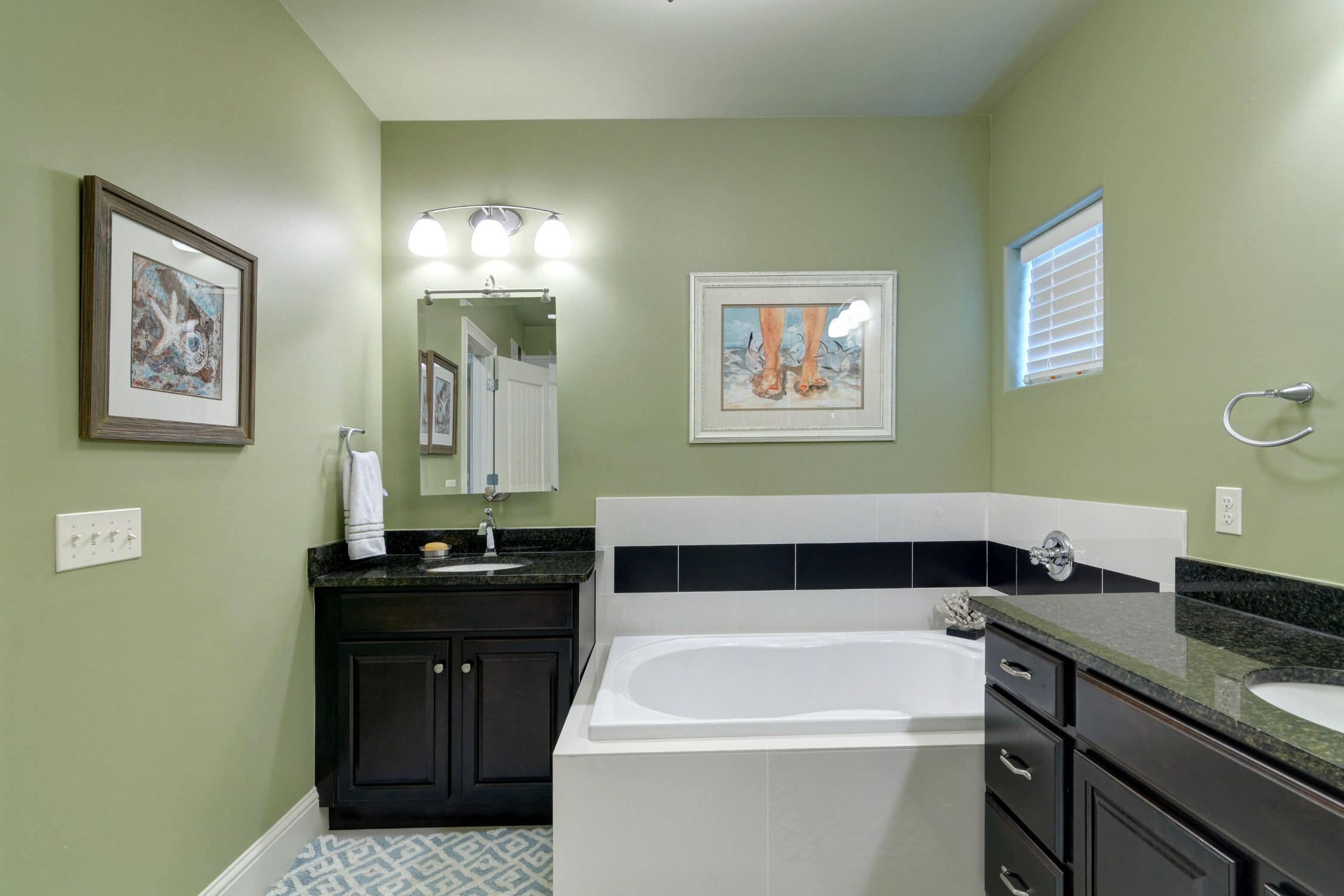 VILLA LAGO - Residential