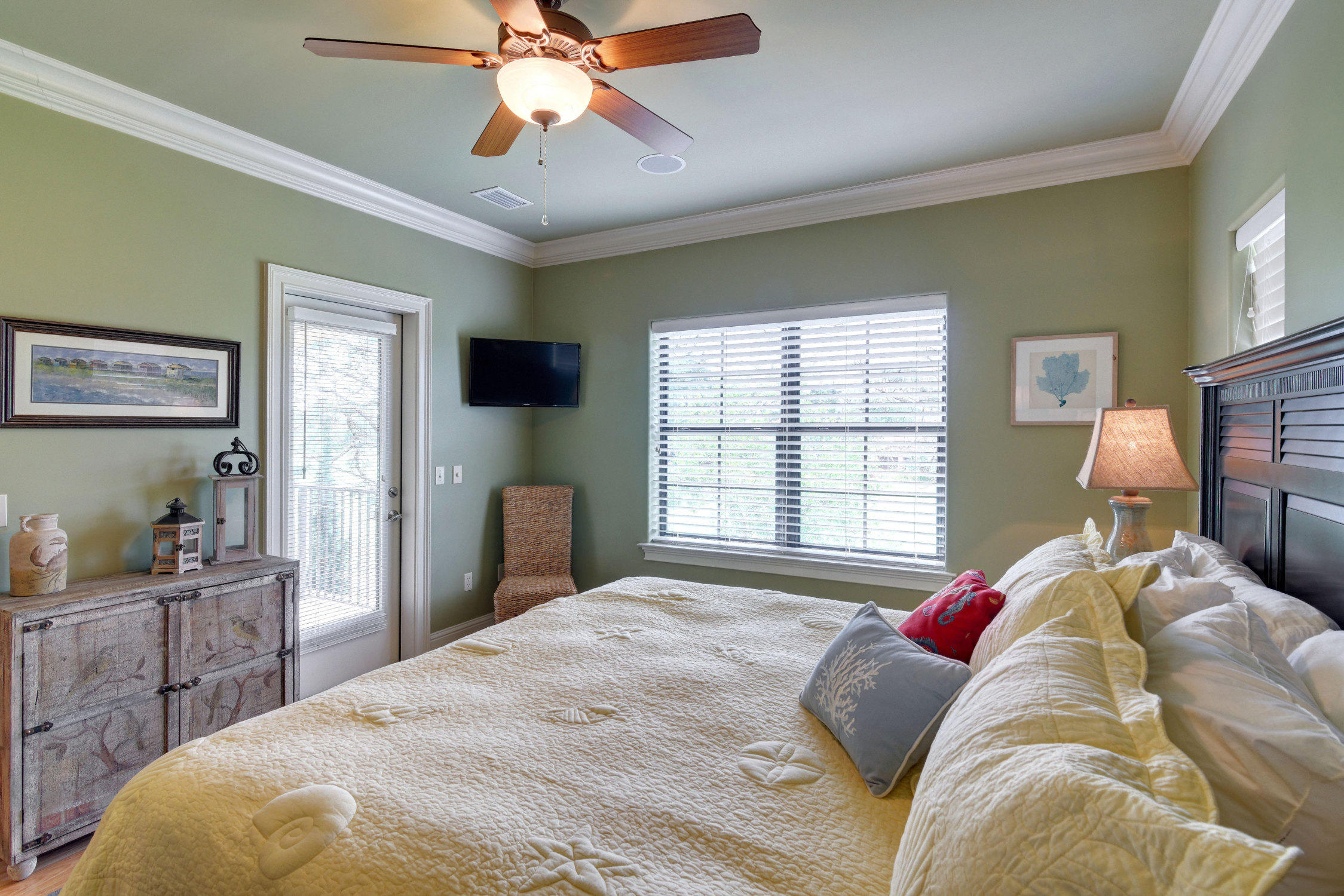 VILLA LAGO - Residential