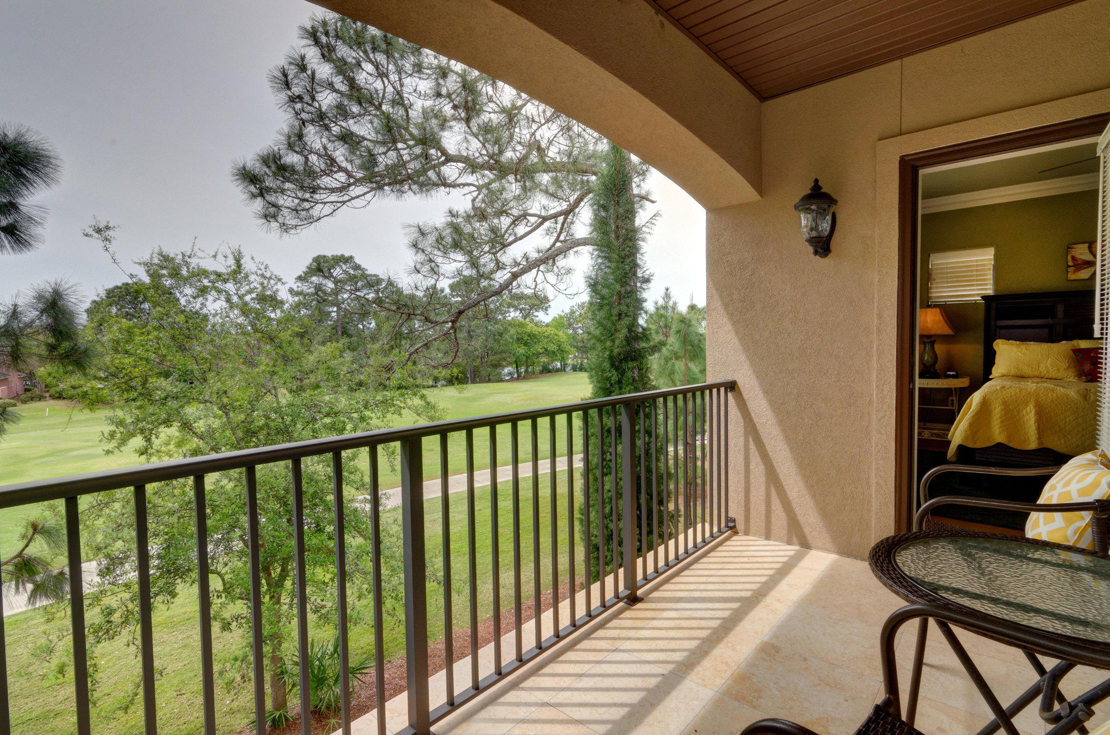 VILLA LAGO - Residential