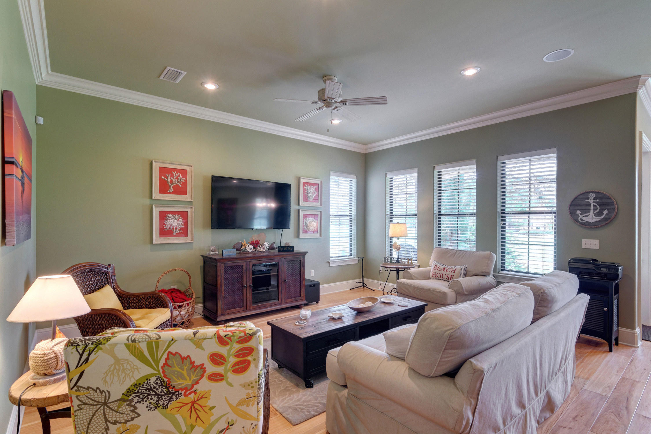 VILLA LAGO - Residential