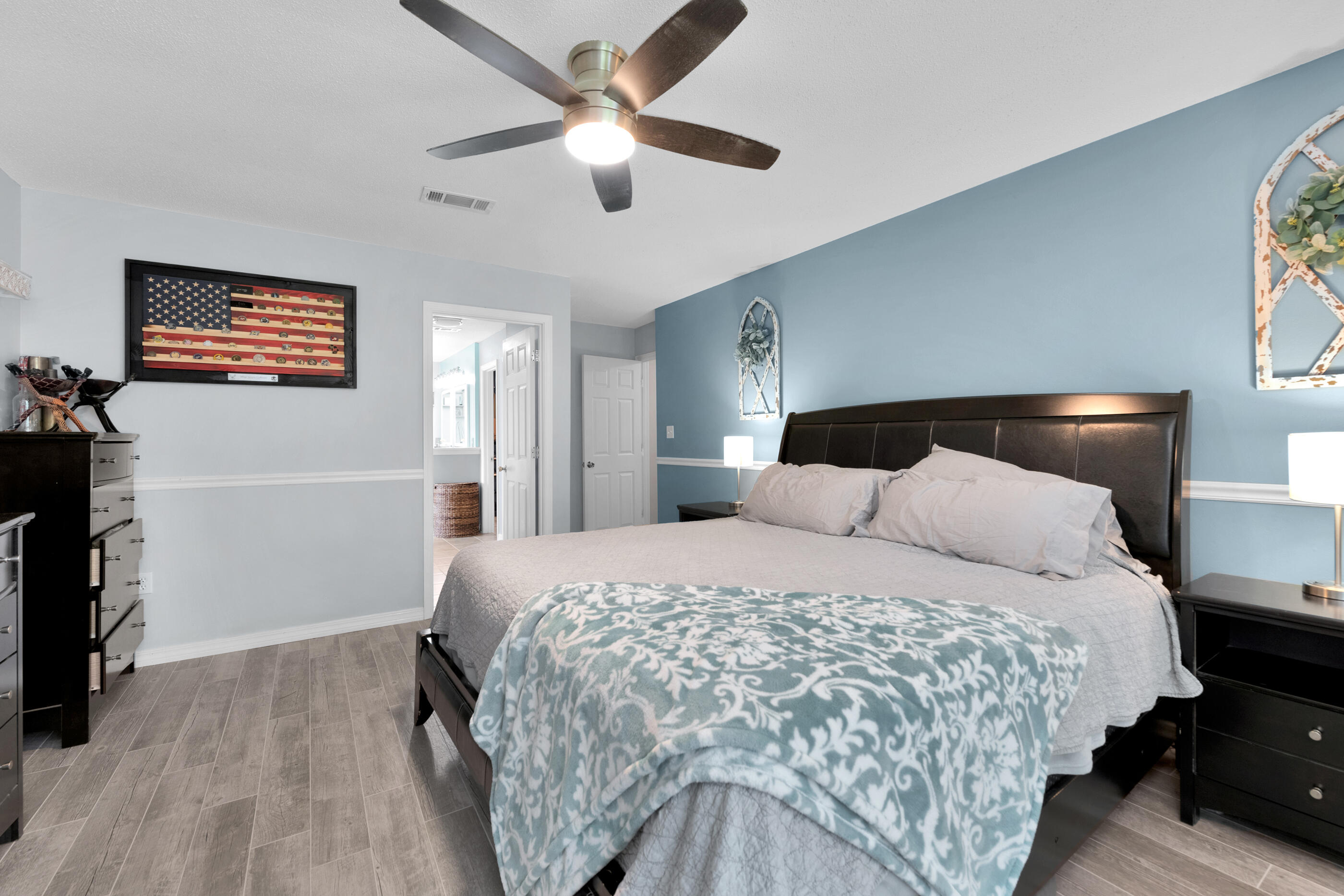 HOLLEY BY THE SEA - Residential